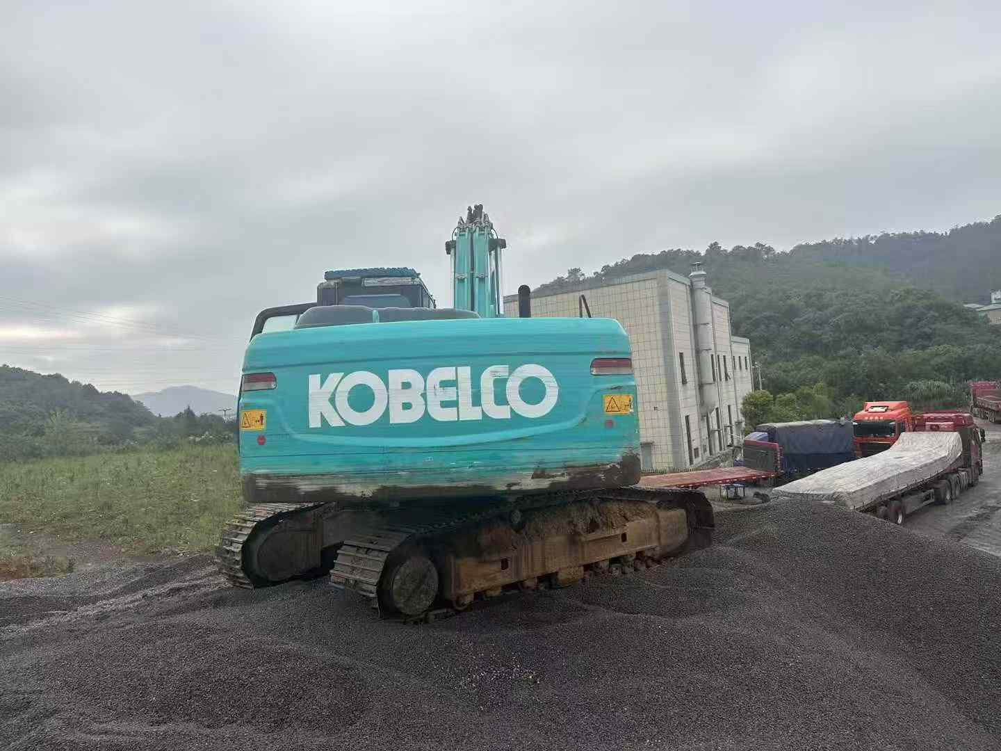 Used Kobelco SK200 Excavator 2019 Model / 2
