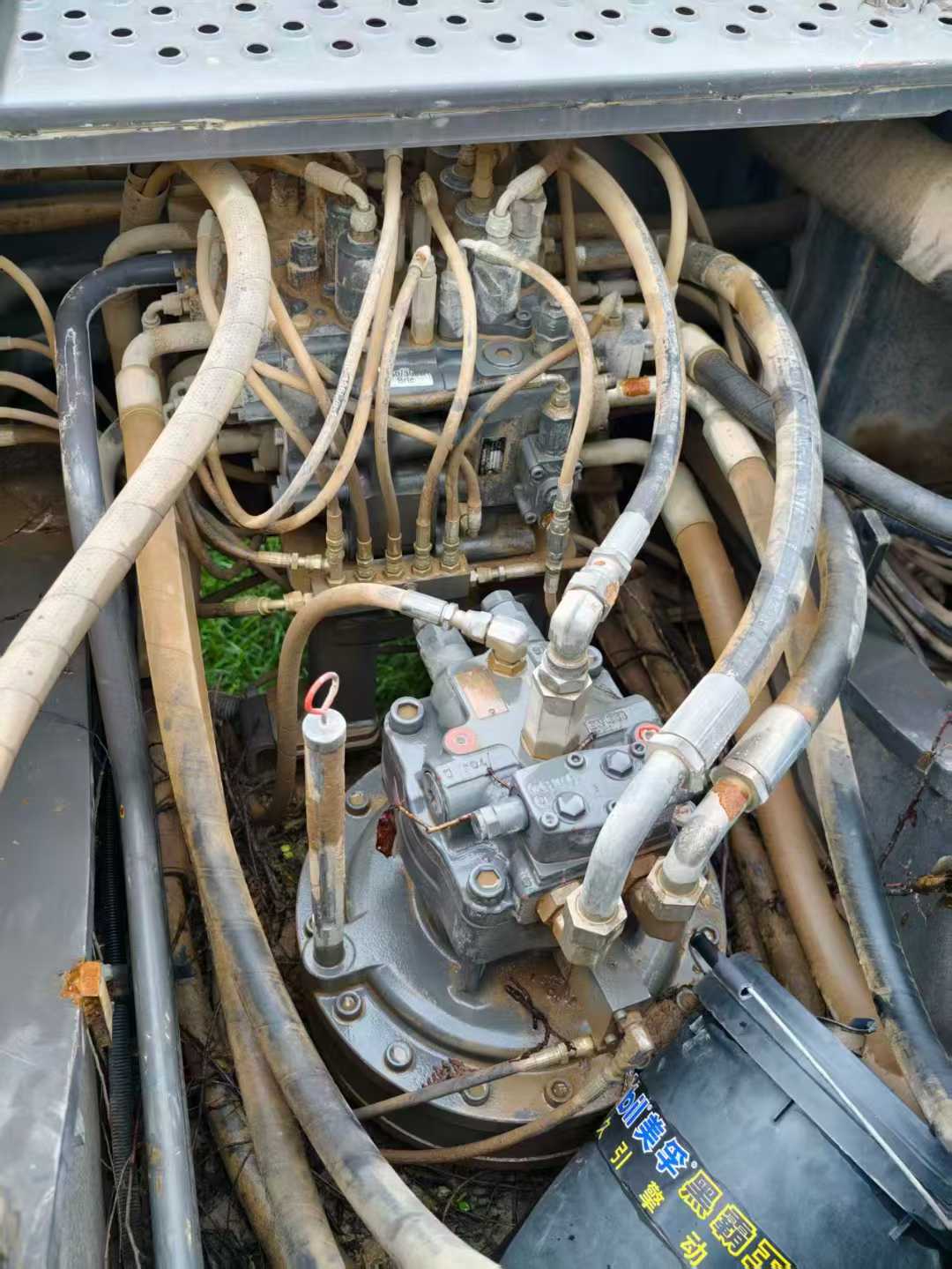 Used Volvo EW50 Excavator 2017 Model / 8