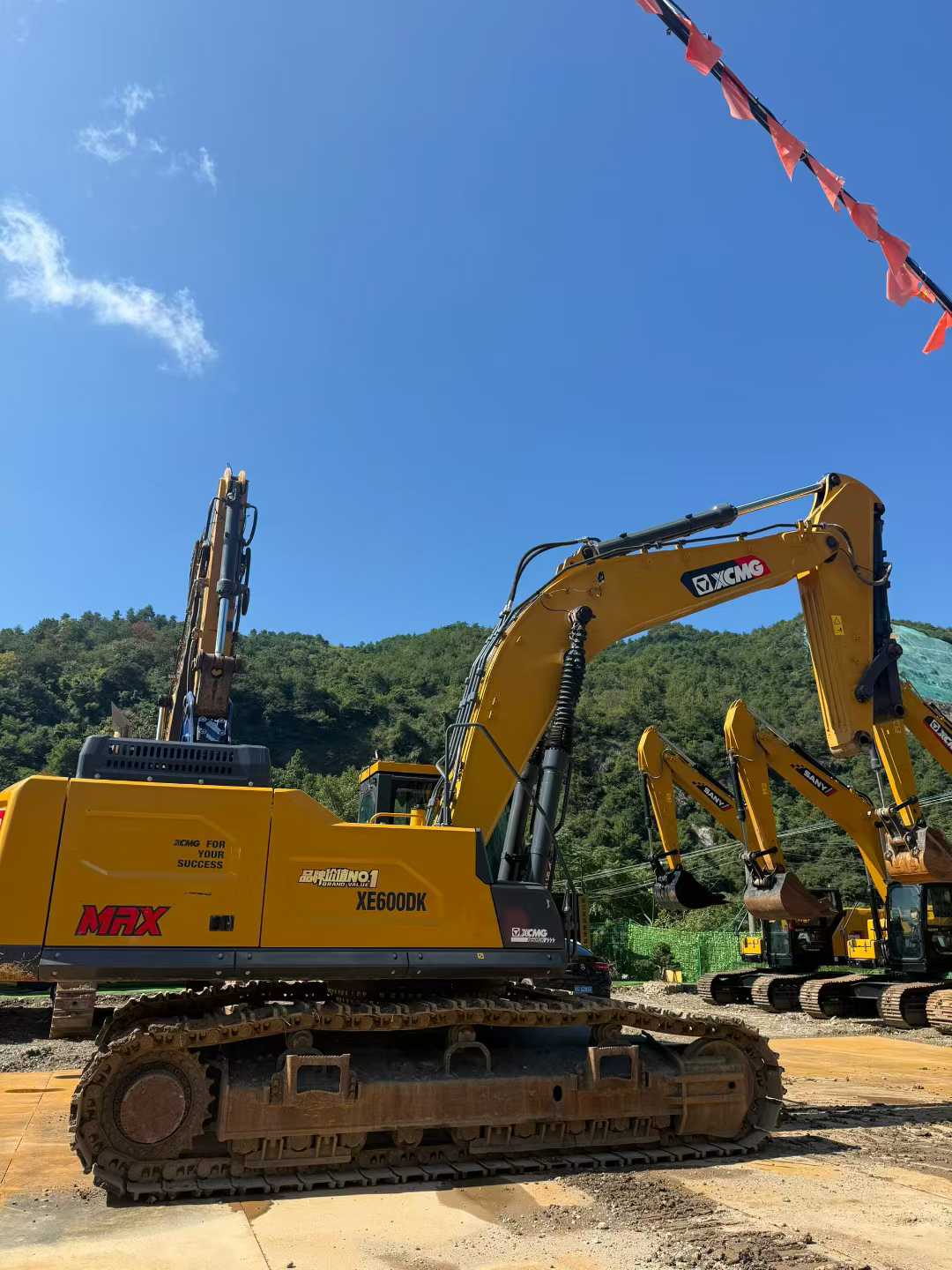 Used XCMG XE80 Excavator 2022 Model / 6