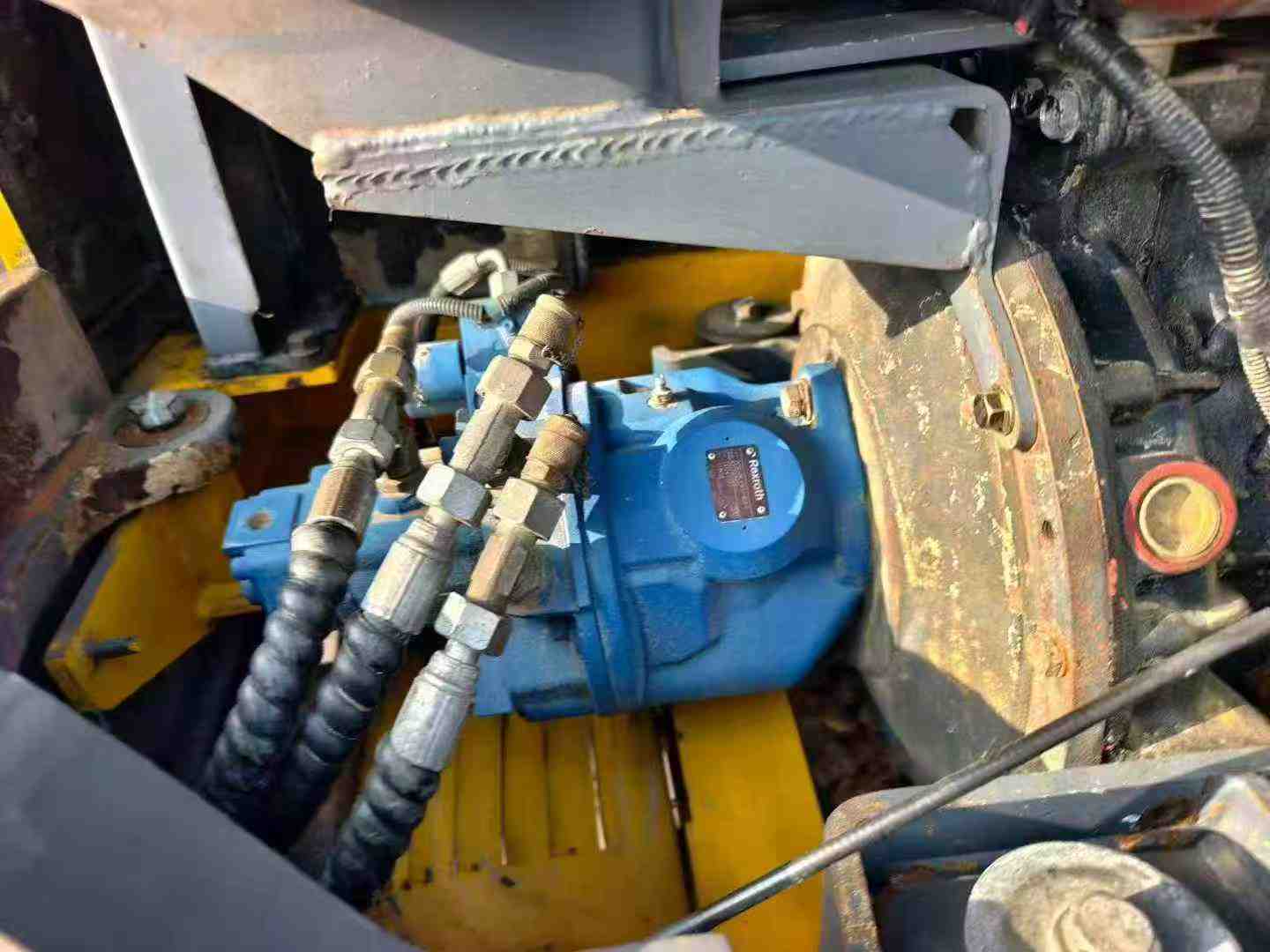 Used XCMG XE60 Excavator 2016 Model / 8