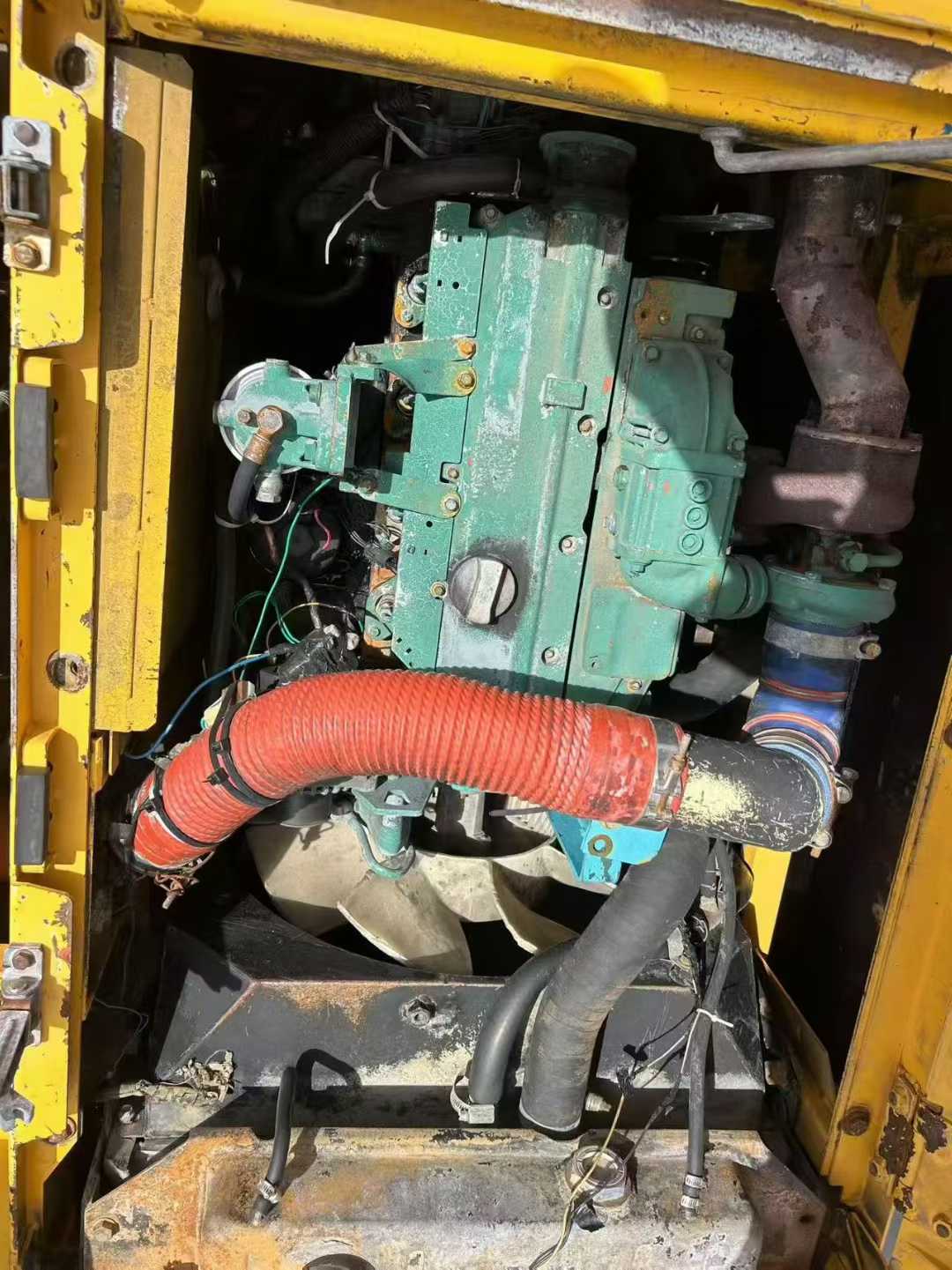 Used Volvo EC140 Excavator 2016 Model / 8