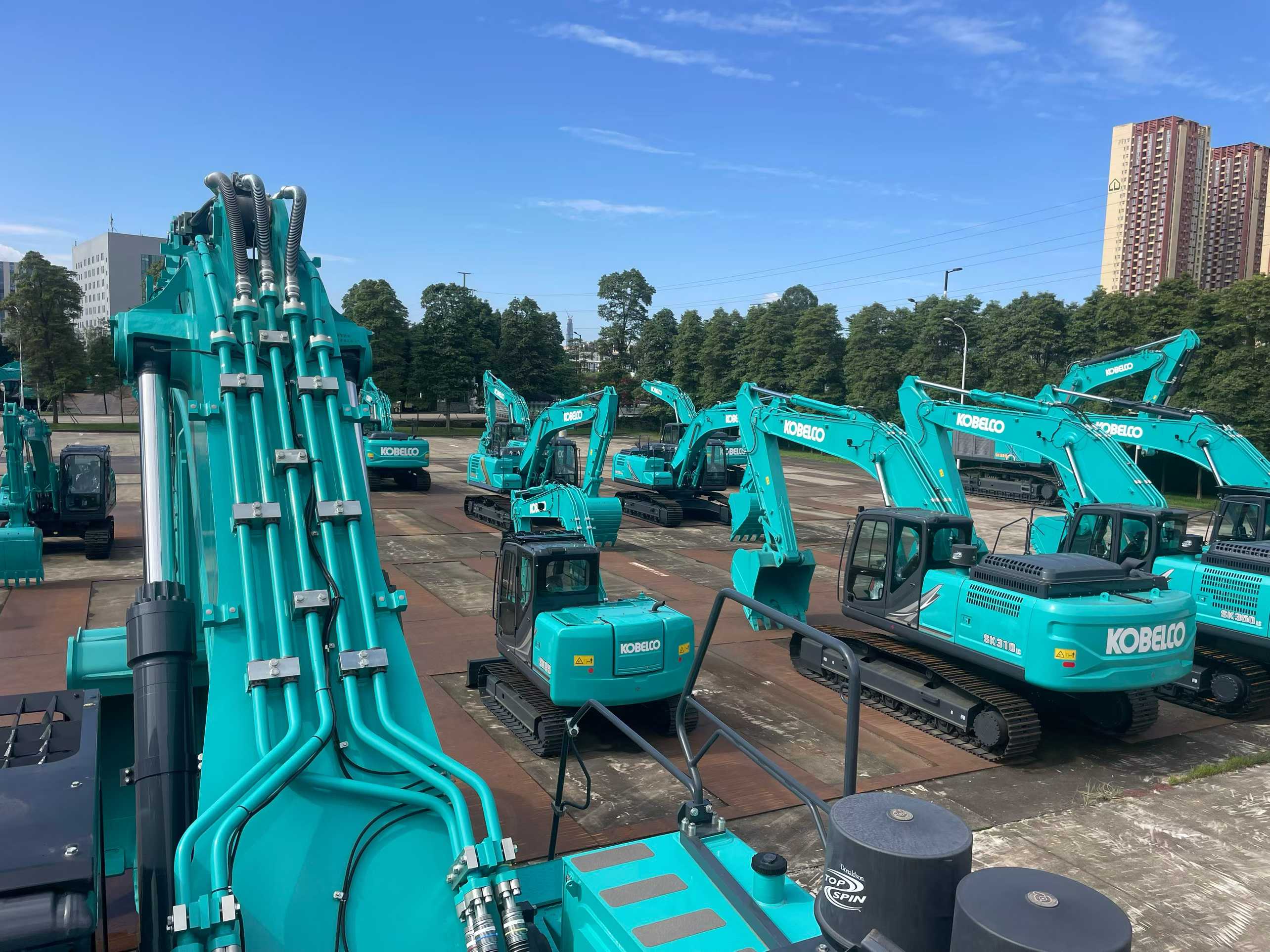 Used Kobelco SK850 Excavator 2016 Model / 2