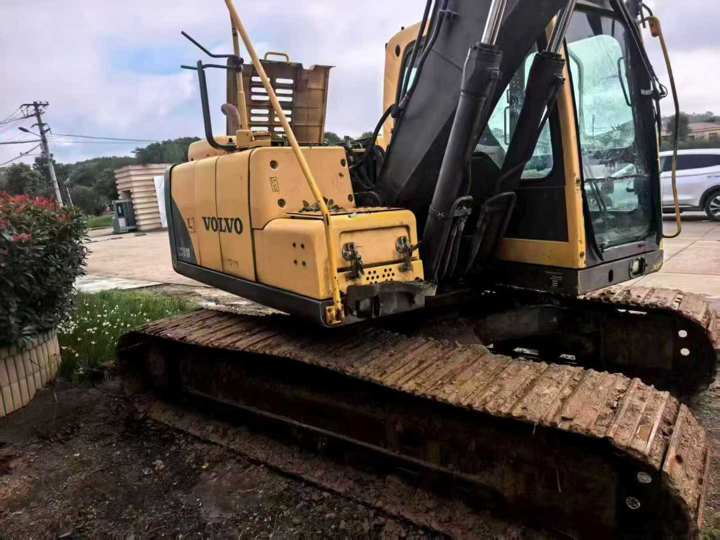 Used Volvo EC140 Excavator 2015 Model / 4