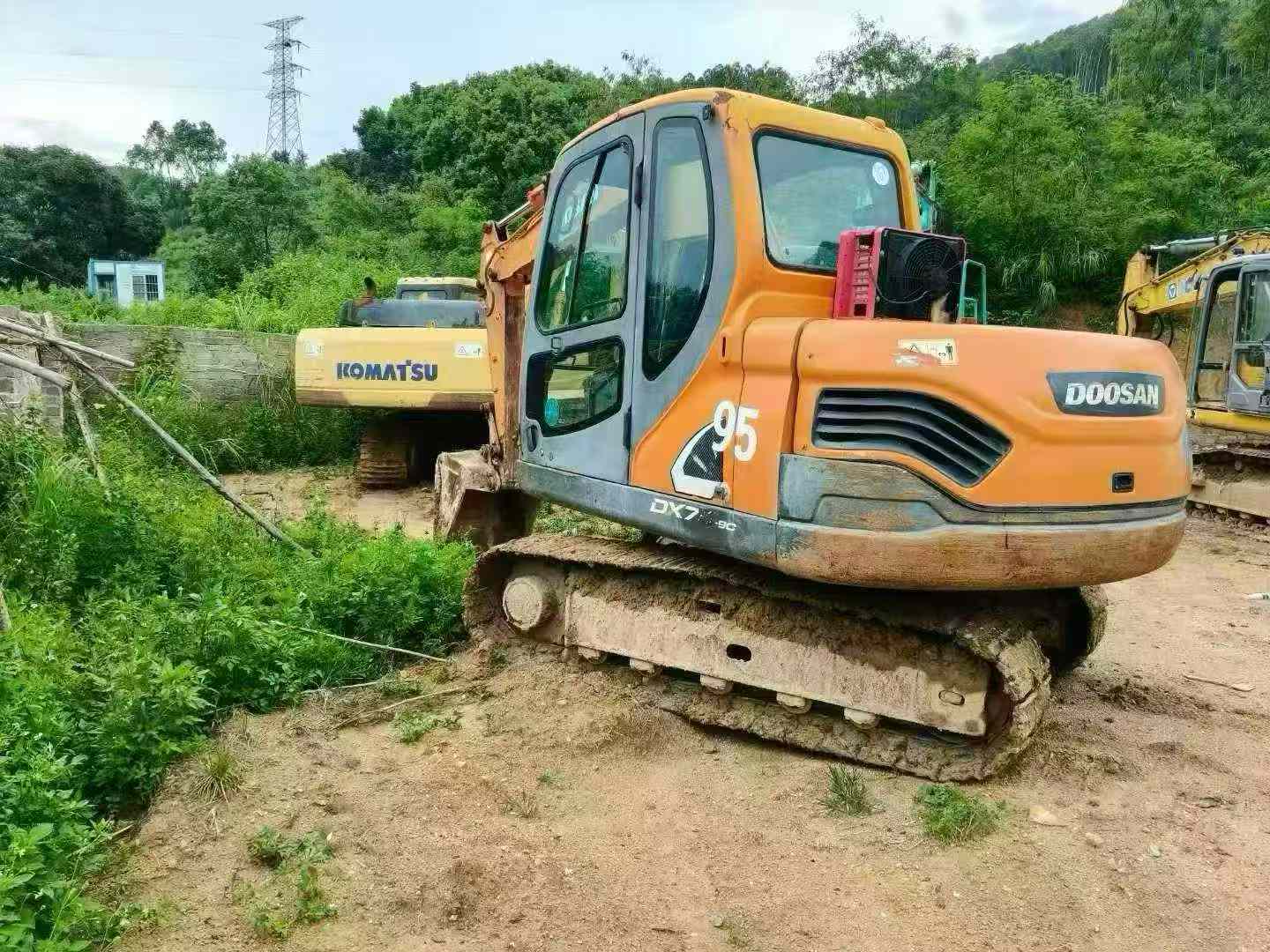 Used Doosan DX75 Excavator 2016 Model / 2
