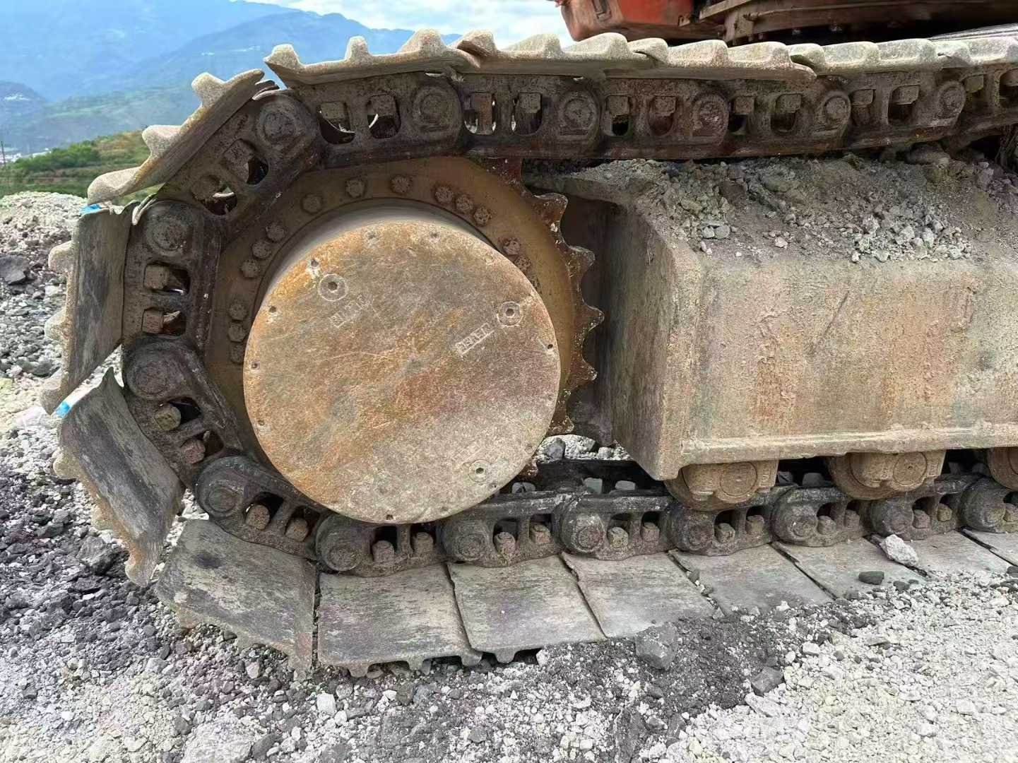 Used Doosan DH220 Excavator 2015 Model / 3