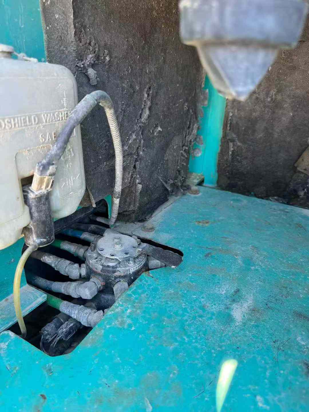 Used Kobelco SK200 Excavator 2016 Model / 6