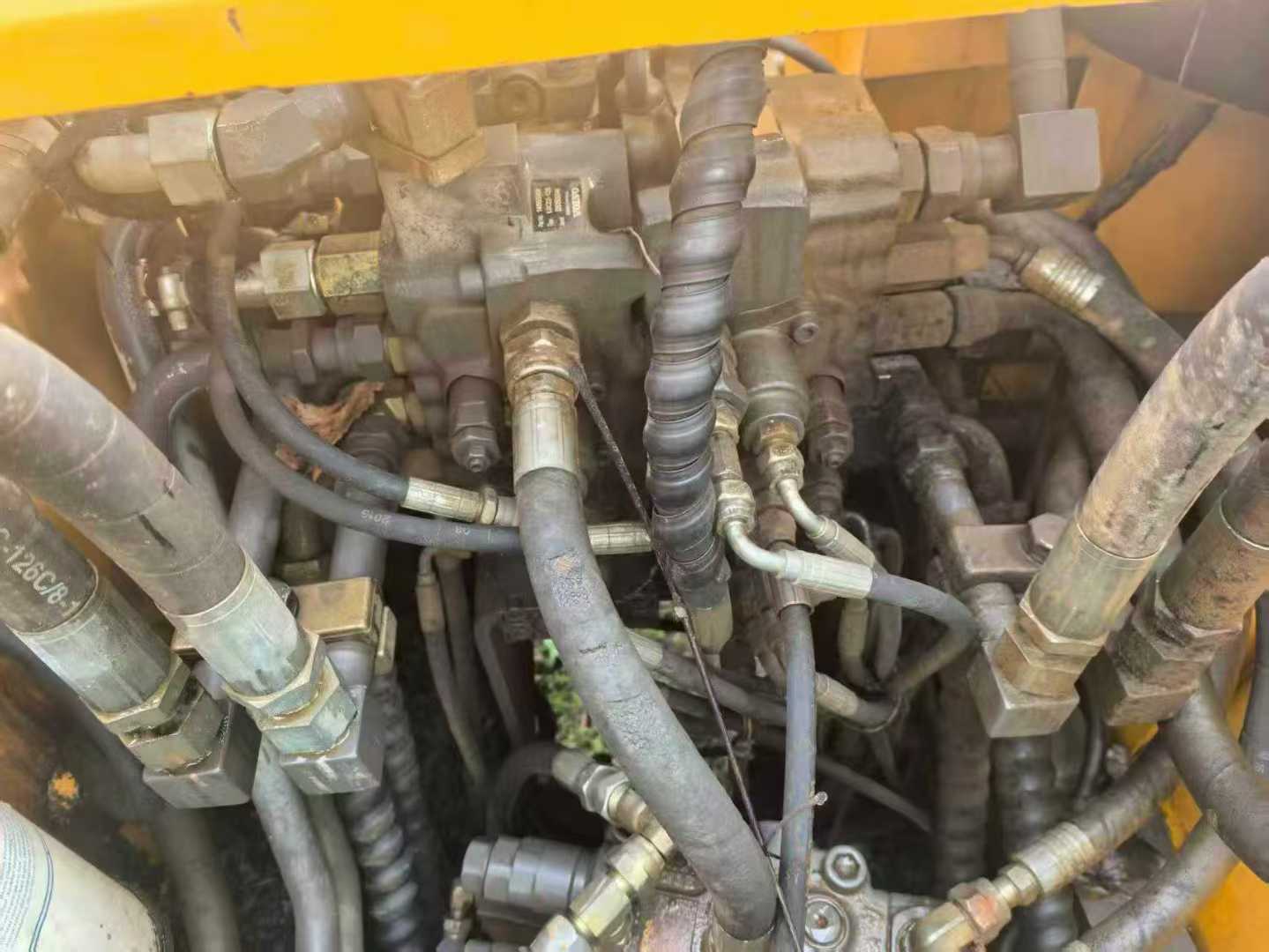 Used Volvo EC140 Excavator 2015 Model / 7