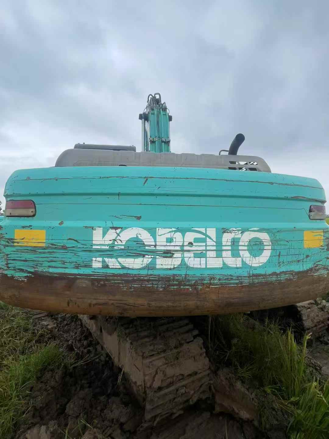 Used Kobelco SK200 Excavator 2016 Model / 3