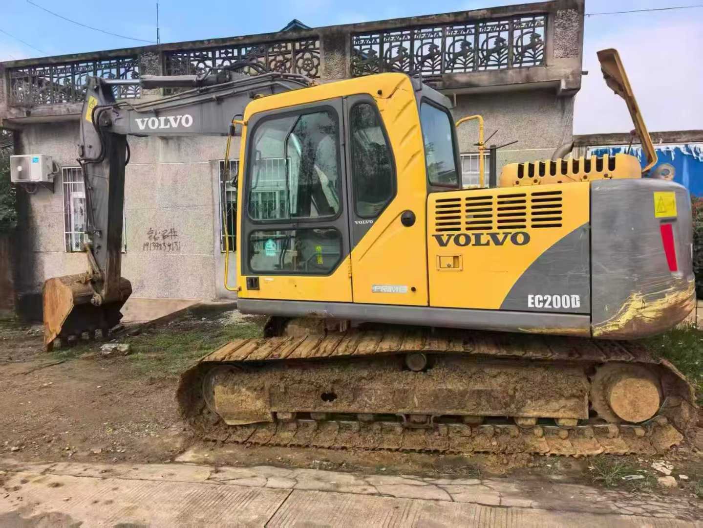 Used Volvo EC140 Excavator 2015 Model / 2