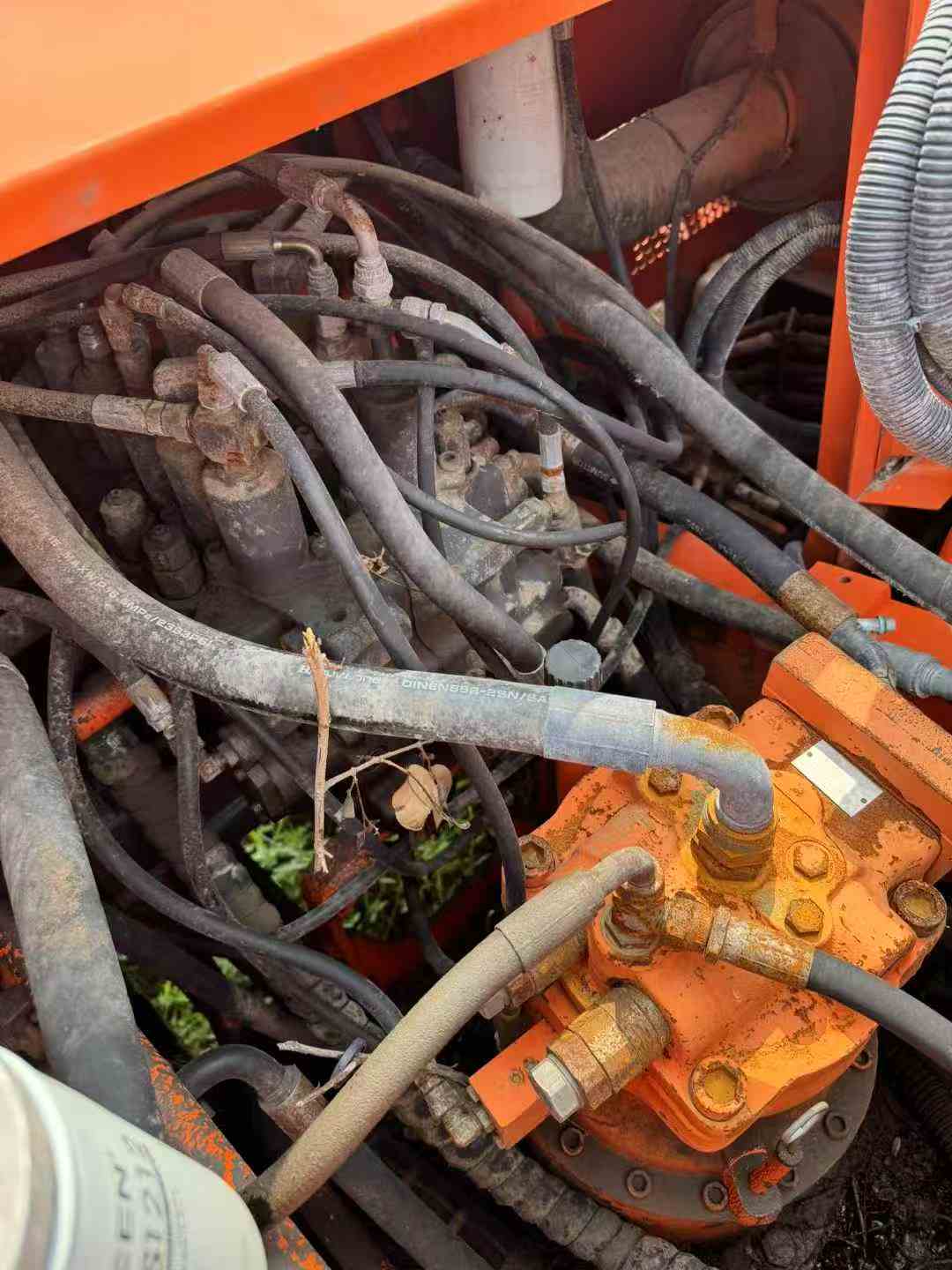 Used Doosan DH220-7 Excavator 2016 Model / 3