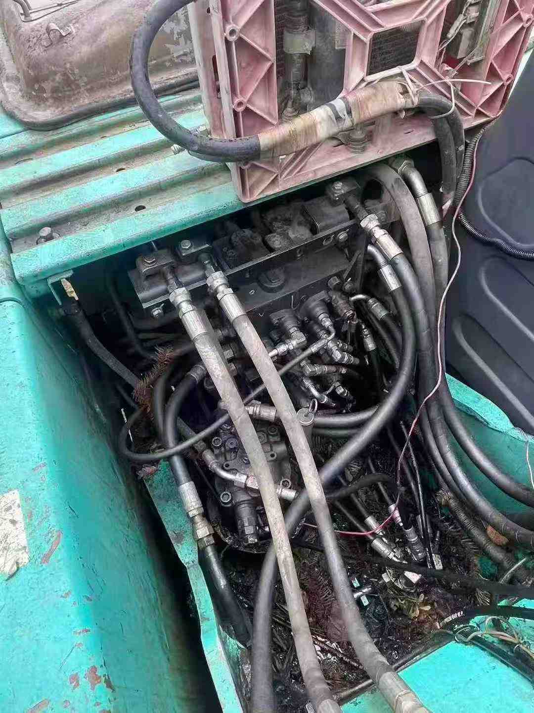 Used Kobelco SK140 Excavator 2016 Model / 5