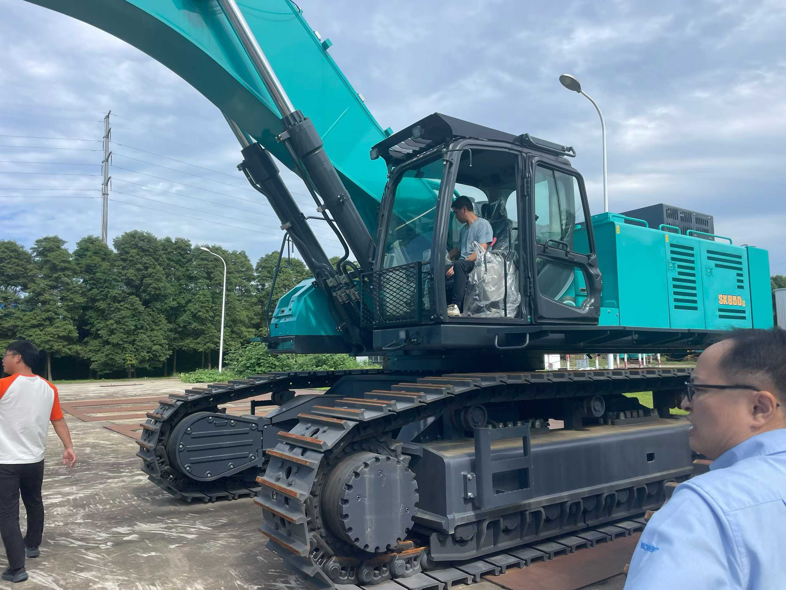 Used Kobelco SK850 Excavator 2016 Model / 8
