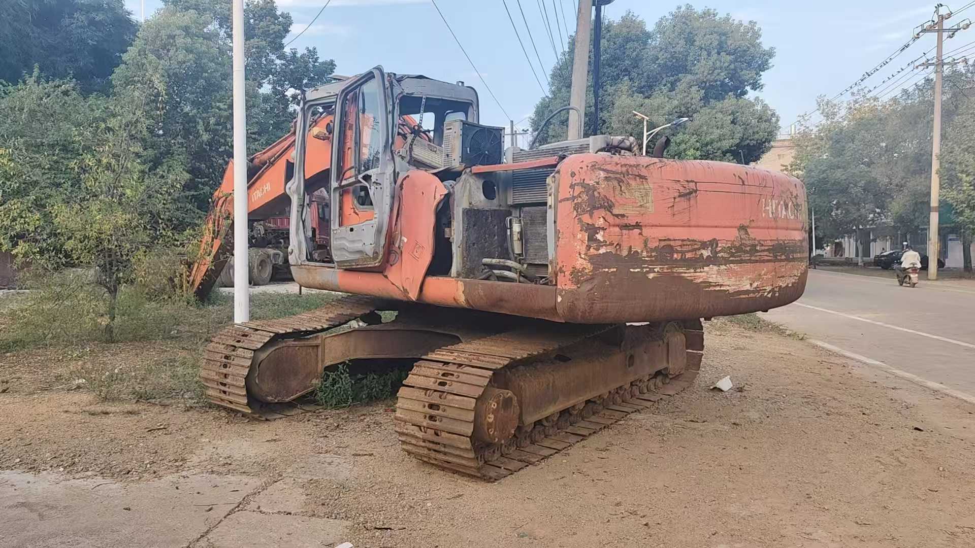Used Hitachi ZAXIS200 Excavator 2016 Model