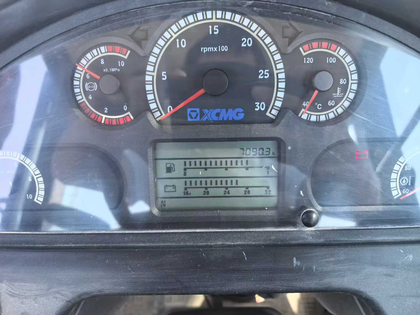 Used XCMG LW600KV Excavator 2016 Model / 3