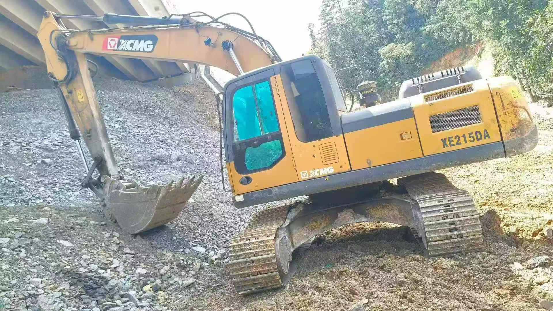 Used XCMG XE215DA Excavator 2016 Model