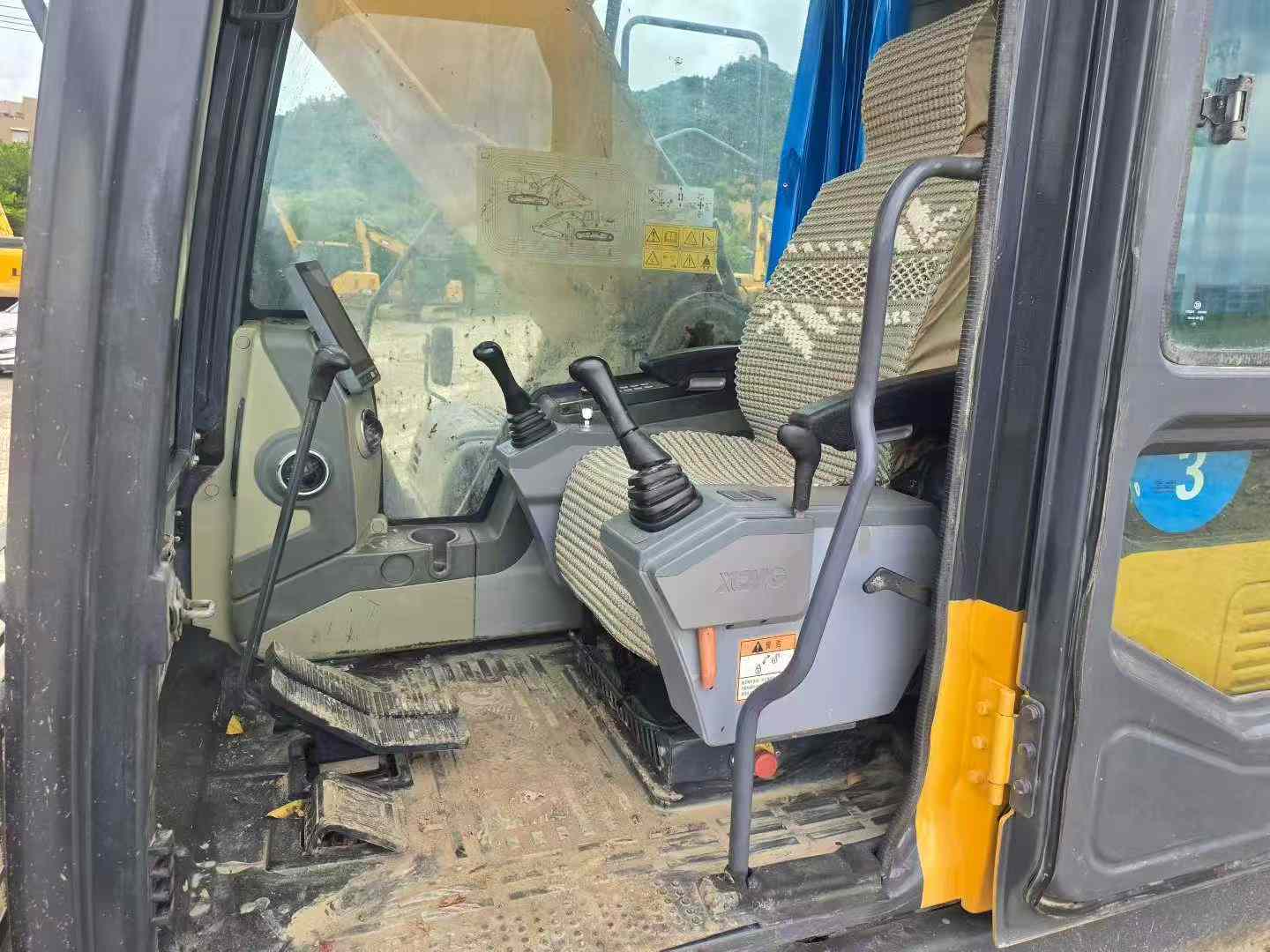 Used XCMG XE370 Excavator 2022 Model