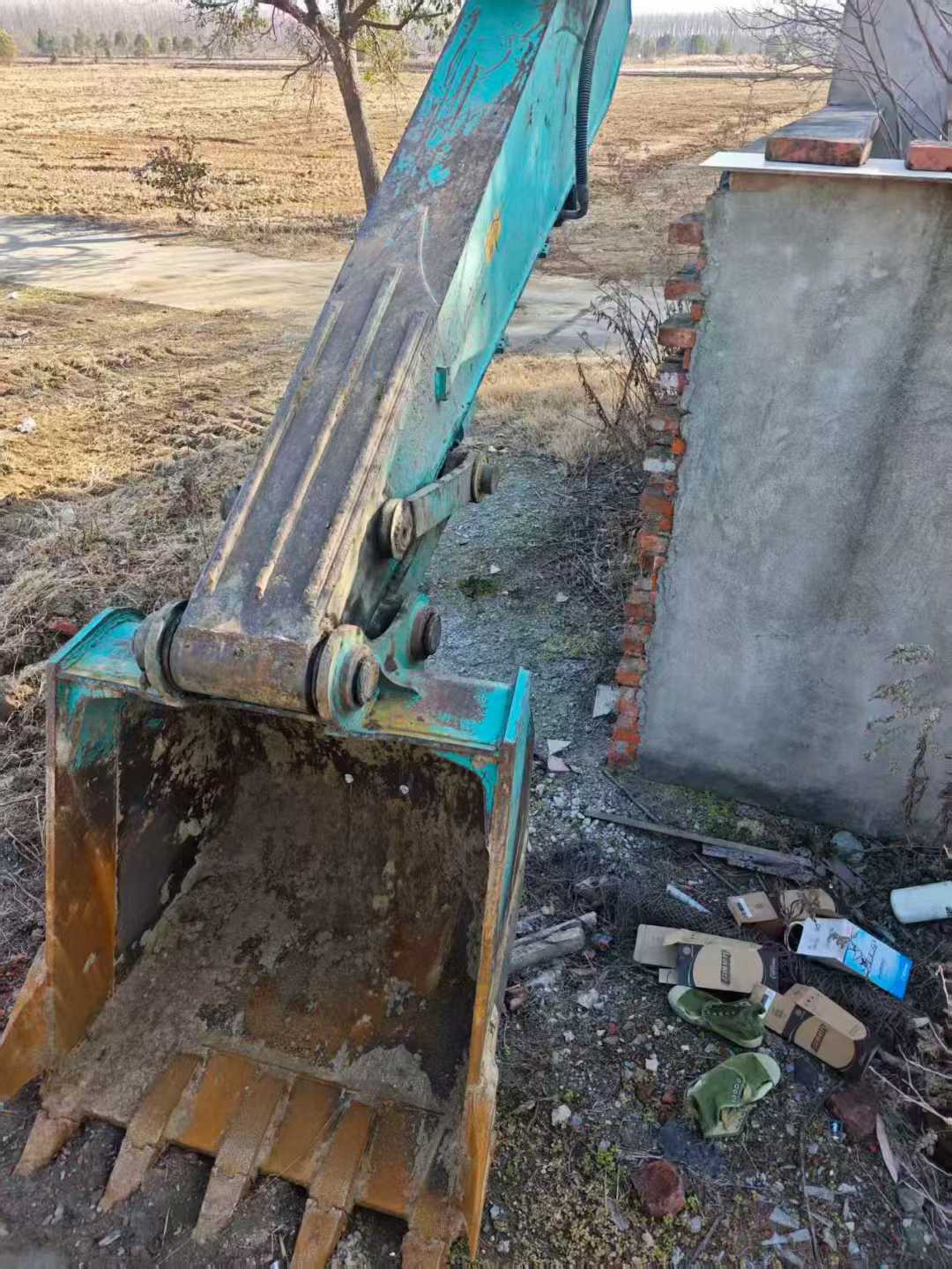 Used Kobelco SK200 Excavator 2013 Model / 8