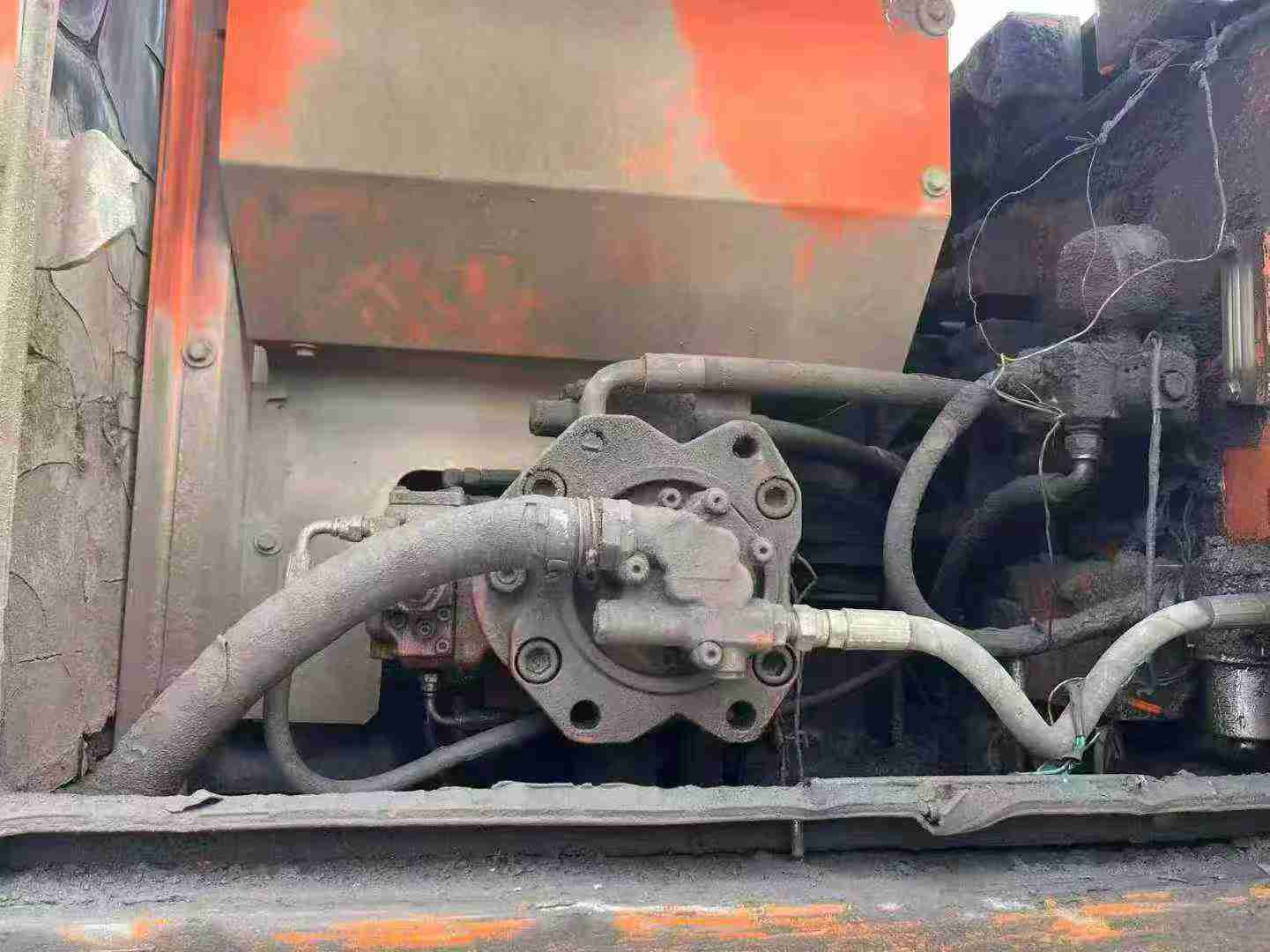 Used Doosan DH220-7 Excavator 2016 Model / 3