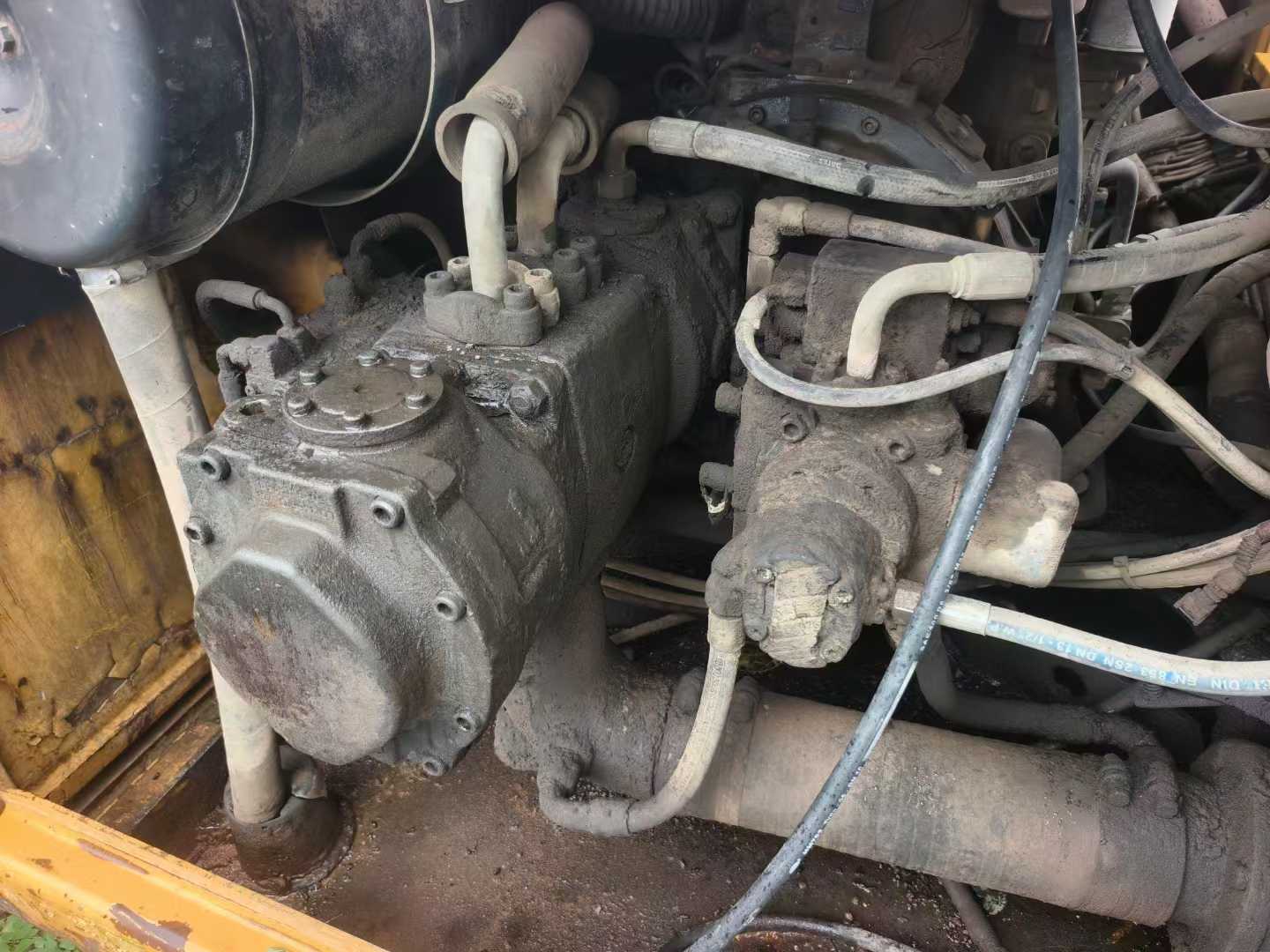 Used Liebherr R944CLC Excavator 2016 Model / 5