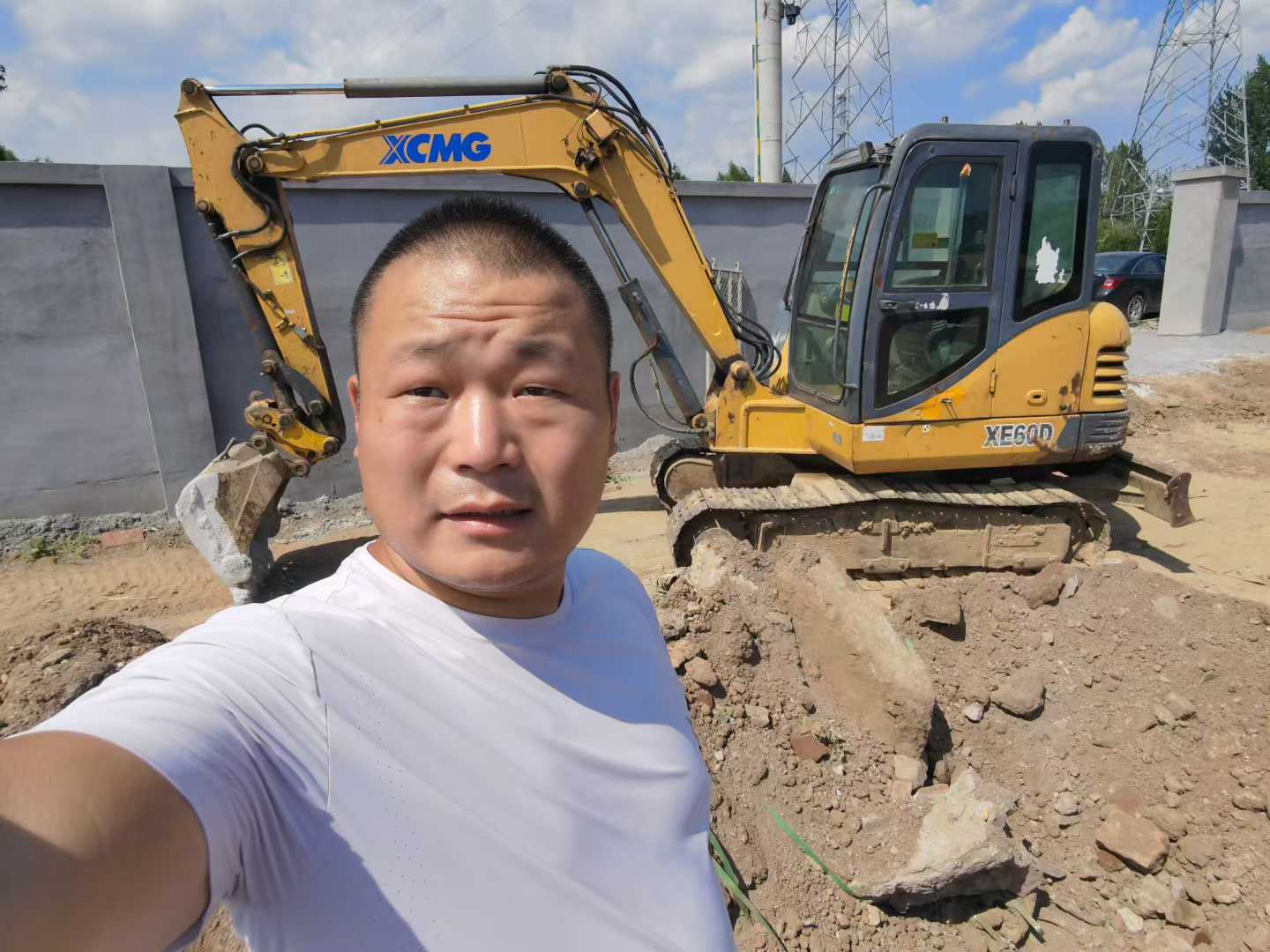 Used XCMG XE60 Excavator 2017 Model