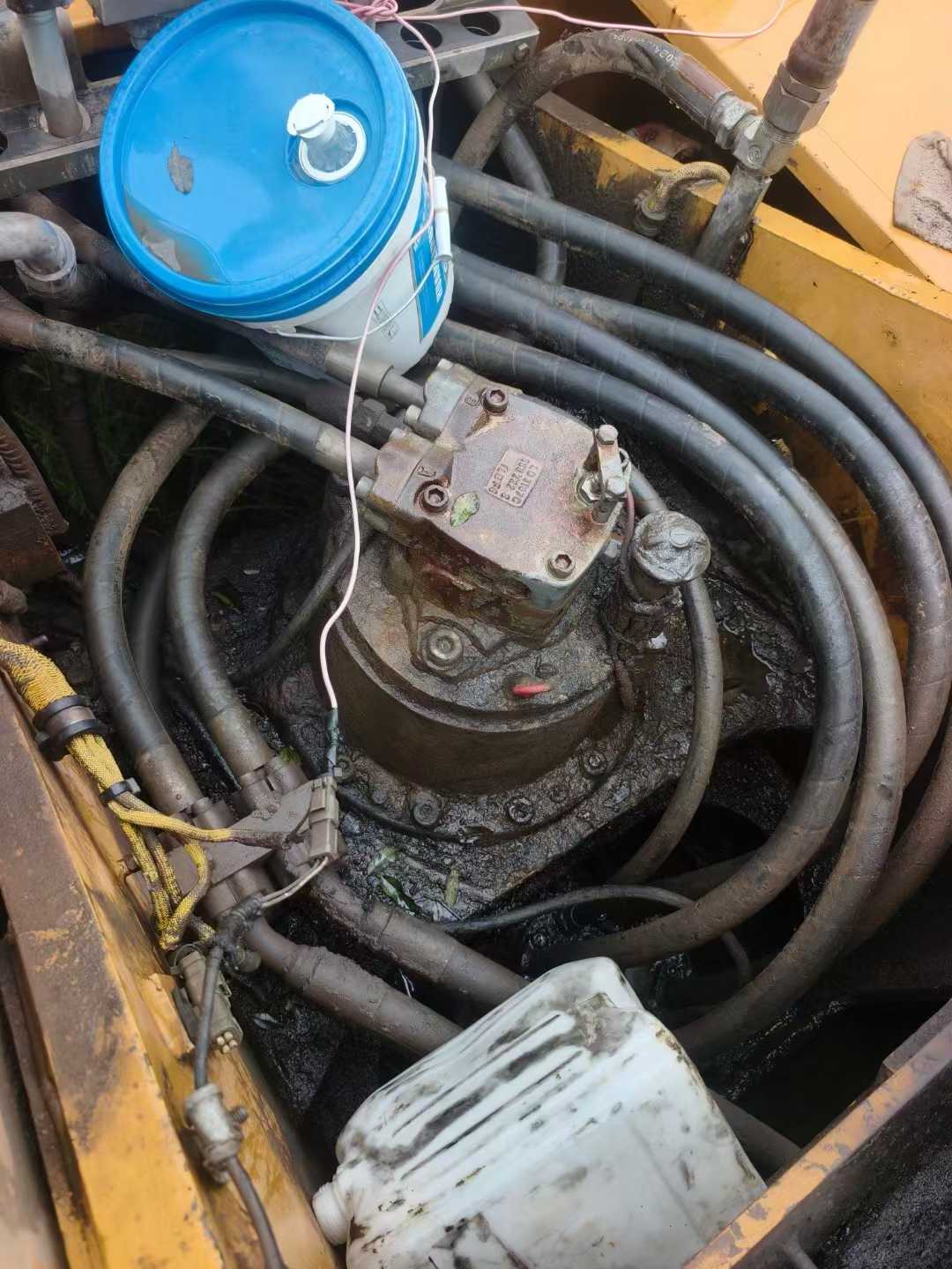 Used Liebherr R944CLC Excavator 2016 Model / 6