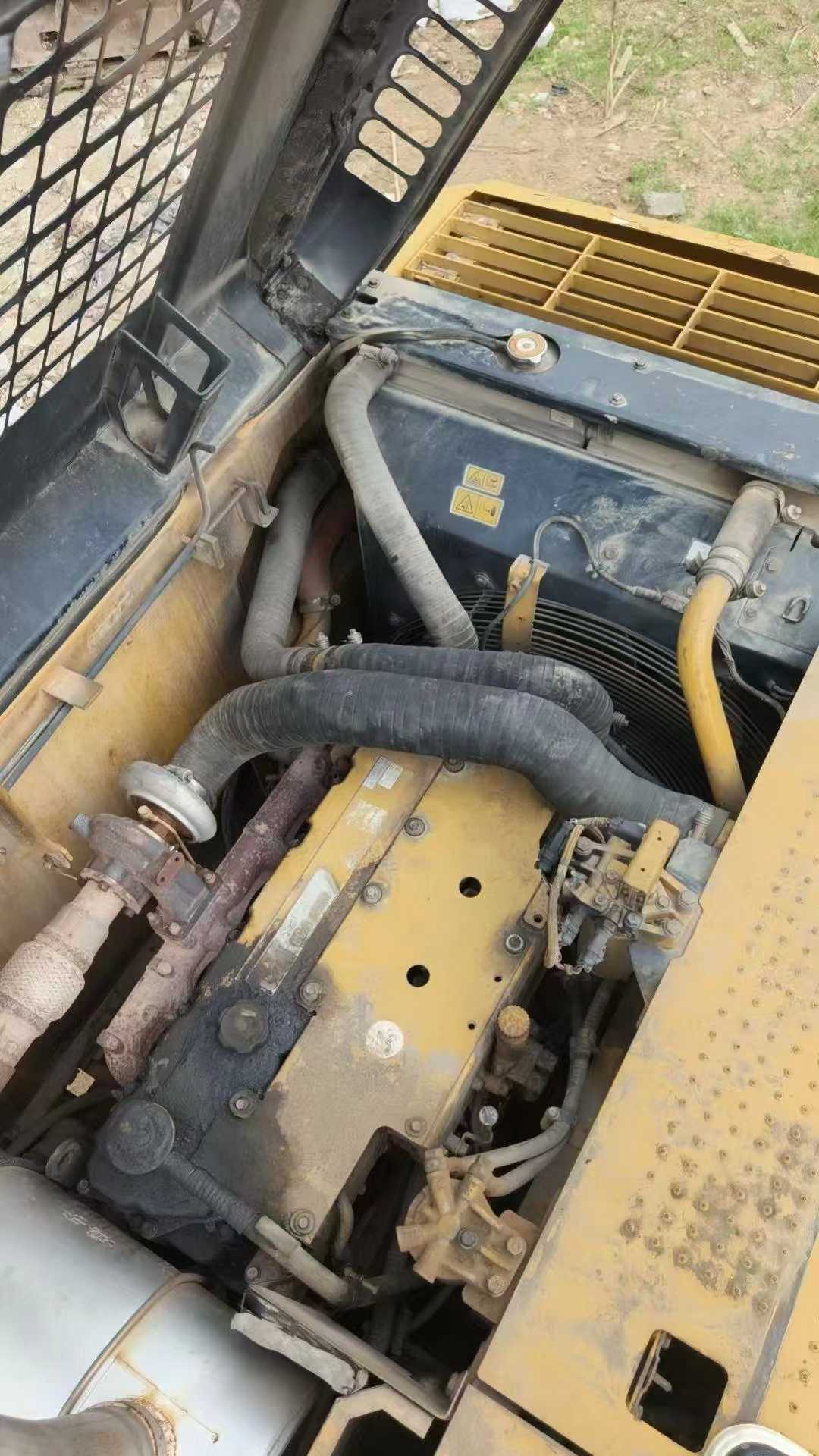 Used Caterpillar CT20 Excavator 2010 Model / 6