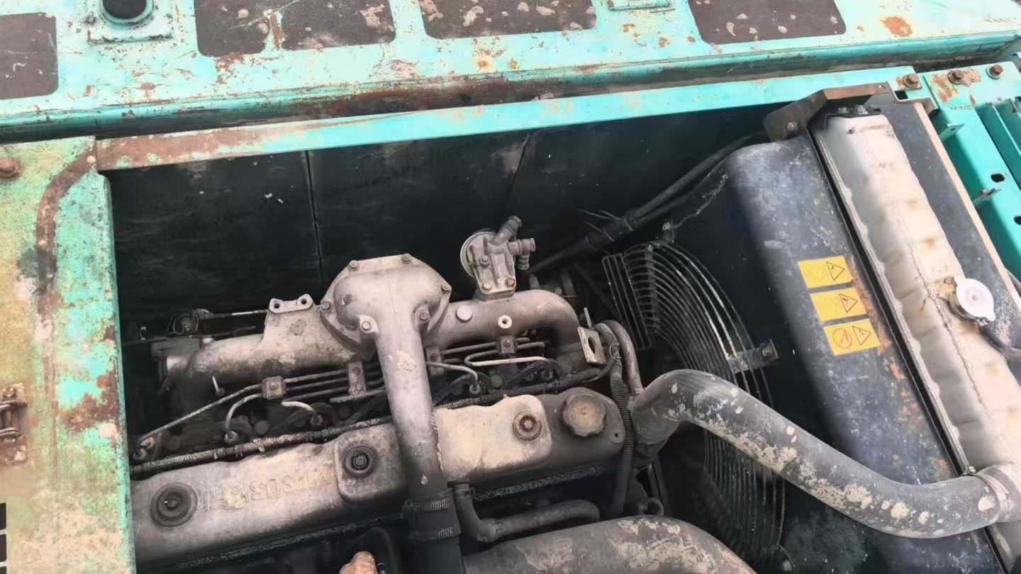 Used Kobelco SK210 Excavator 2016 Model / 6