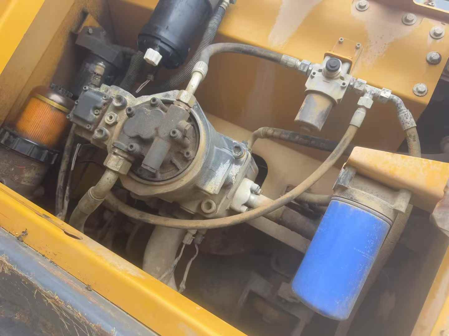 Used XCMG XE215 Excavator 2018 Model / 3