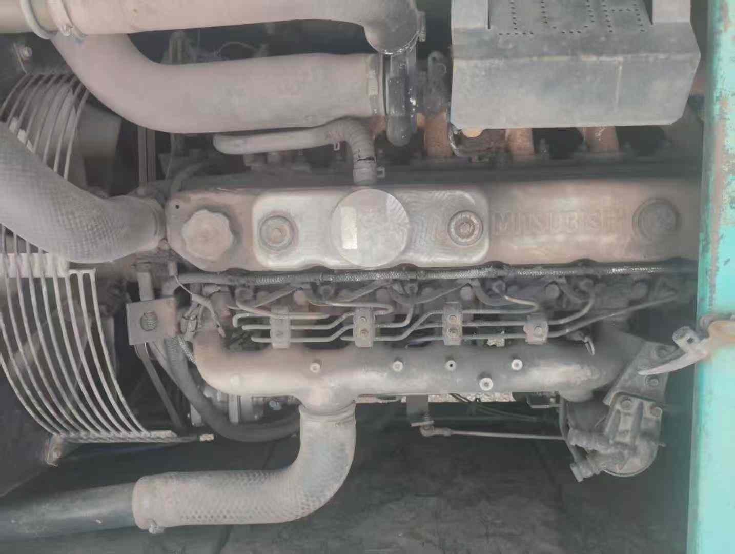 Used Kobelco SK200-6E Excavator 2016 Model / 4