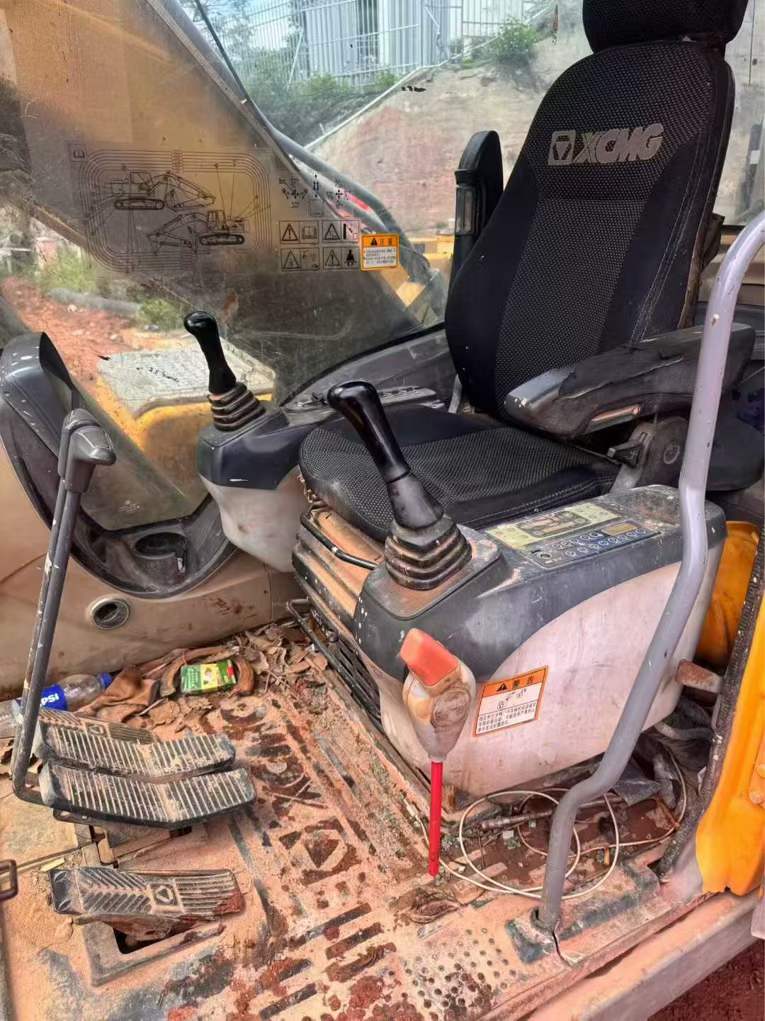 Used XCMG XE215CA Excavator 2014 Model