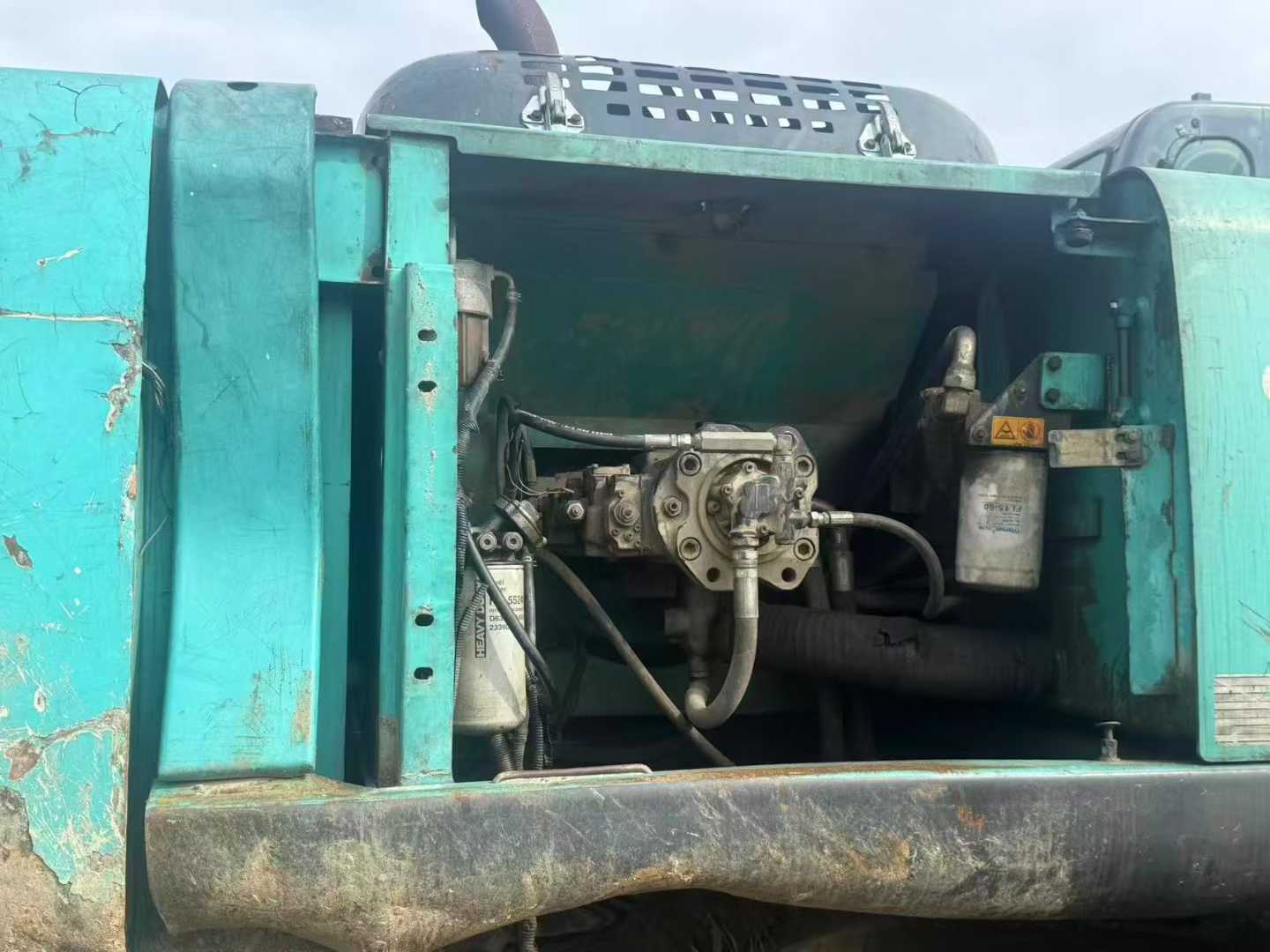 Used Kobelco SK350LC8 Excavator 2011 Model / 3