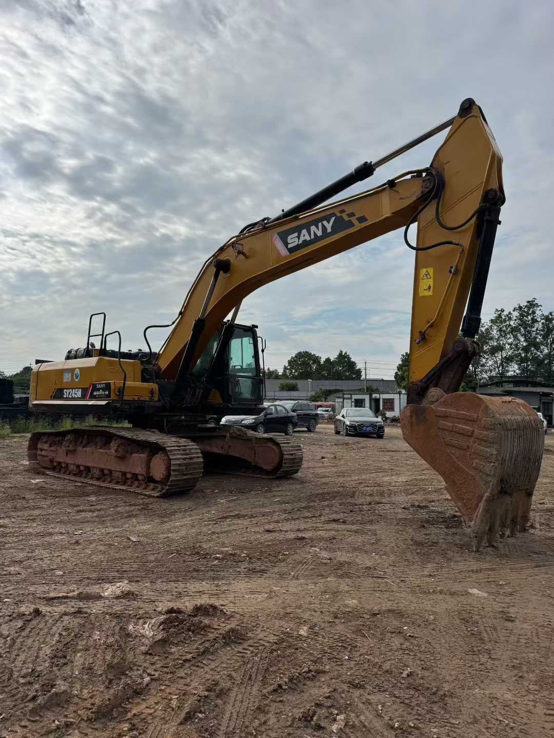 Used Sany SY245H Excavator 2019 Model / 4