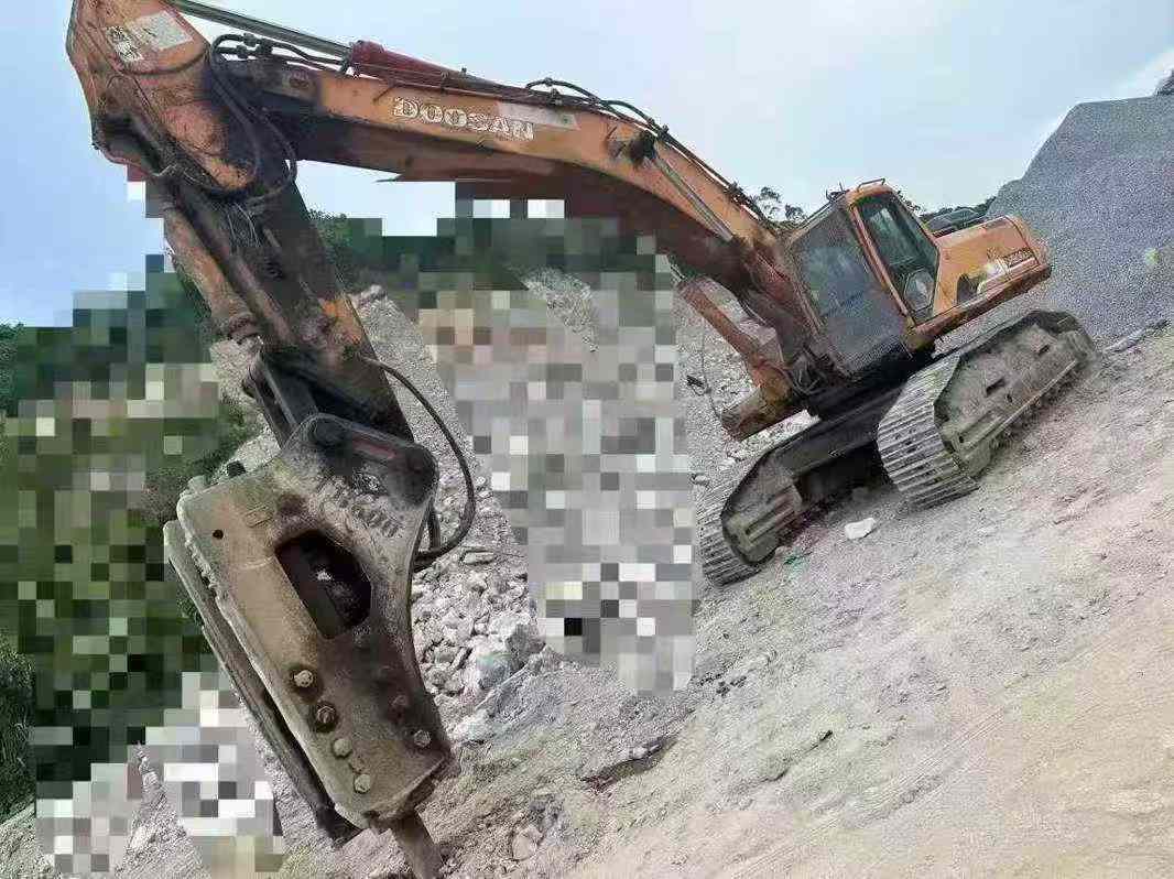 Used Doosan DX500 Excavator 2016 Model