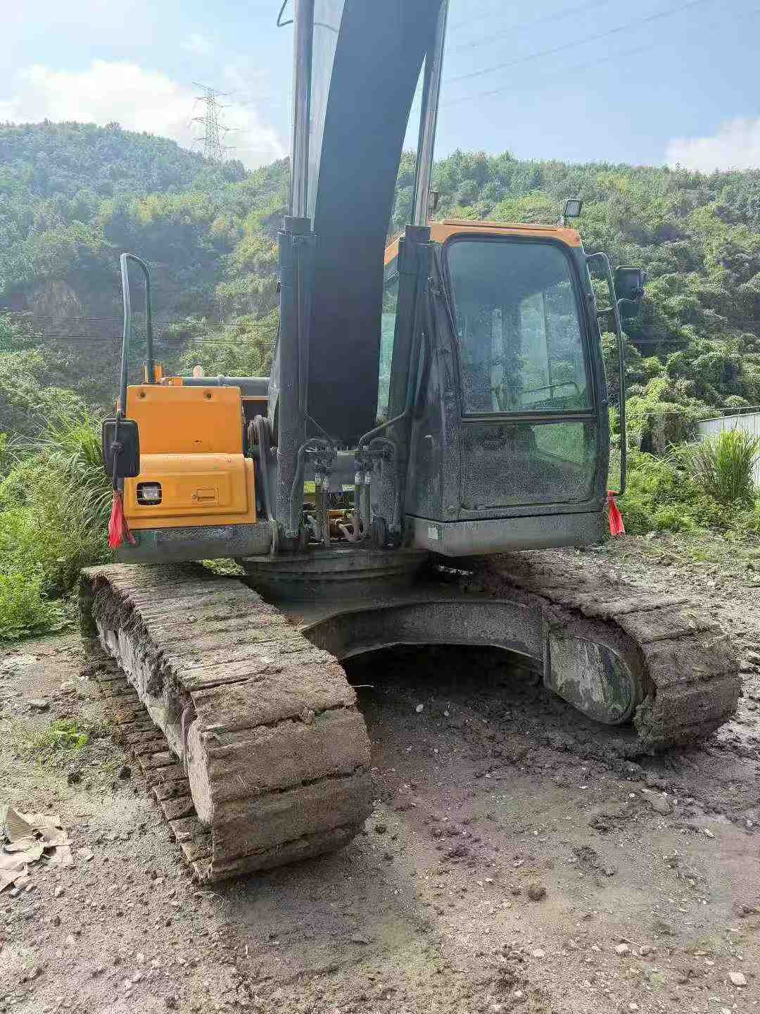 Used Hyundai R215VS Excavator 2022 Model / 9