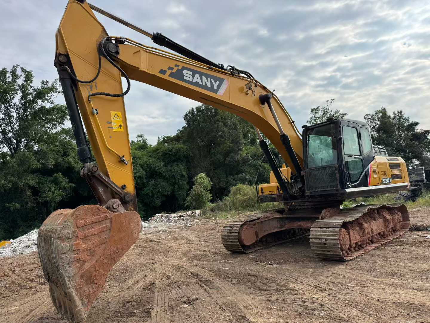 Used Sany SY245H Excavator 2019 Model / 3