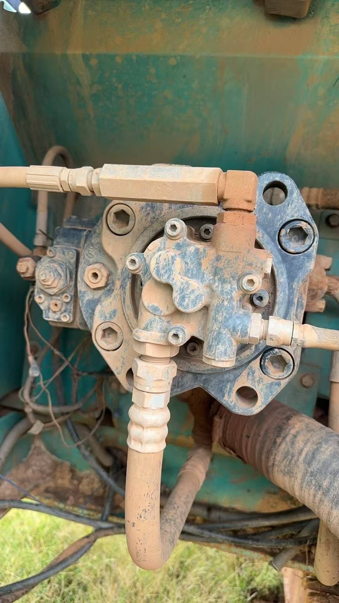 Used Kobelco SK60 Excavator 2011 Model / 3