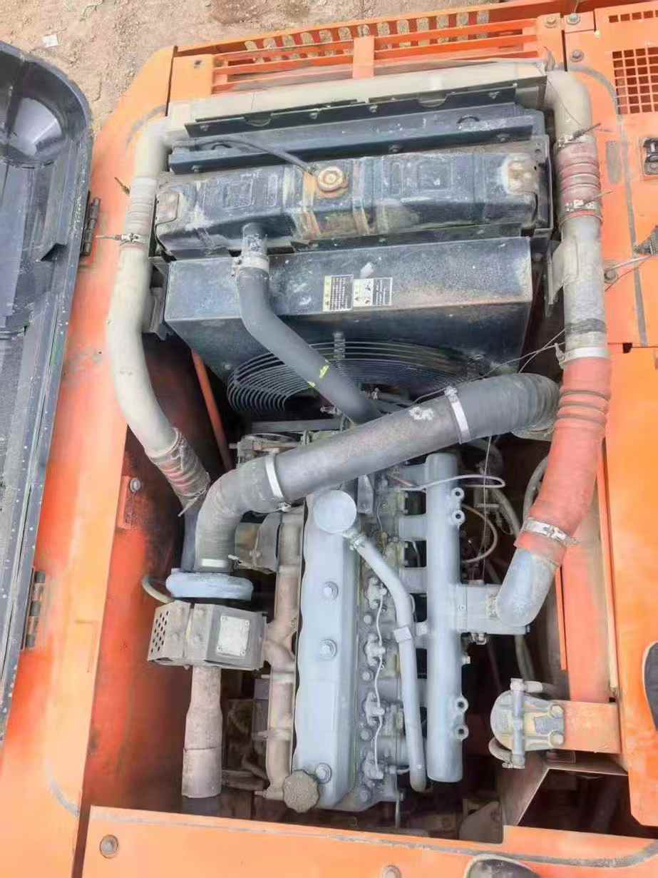 Used Doosan S225 Excavator 2016 Model / 8