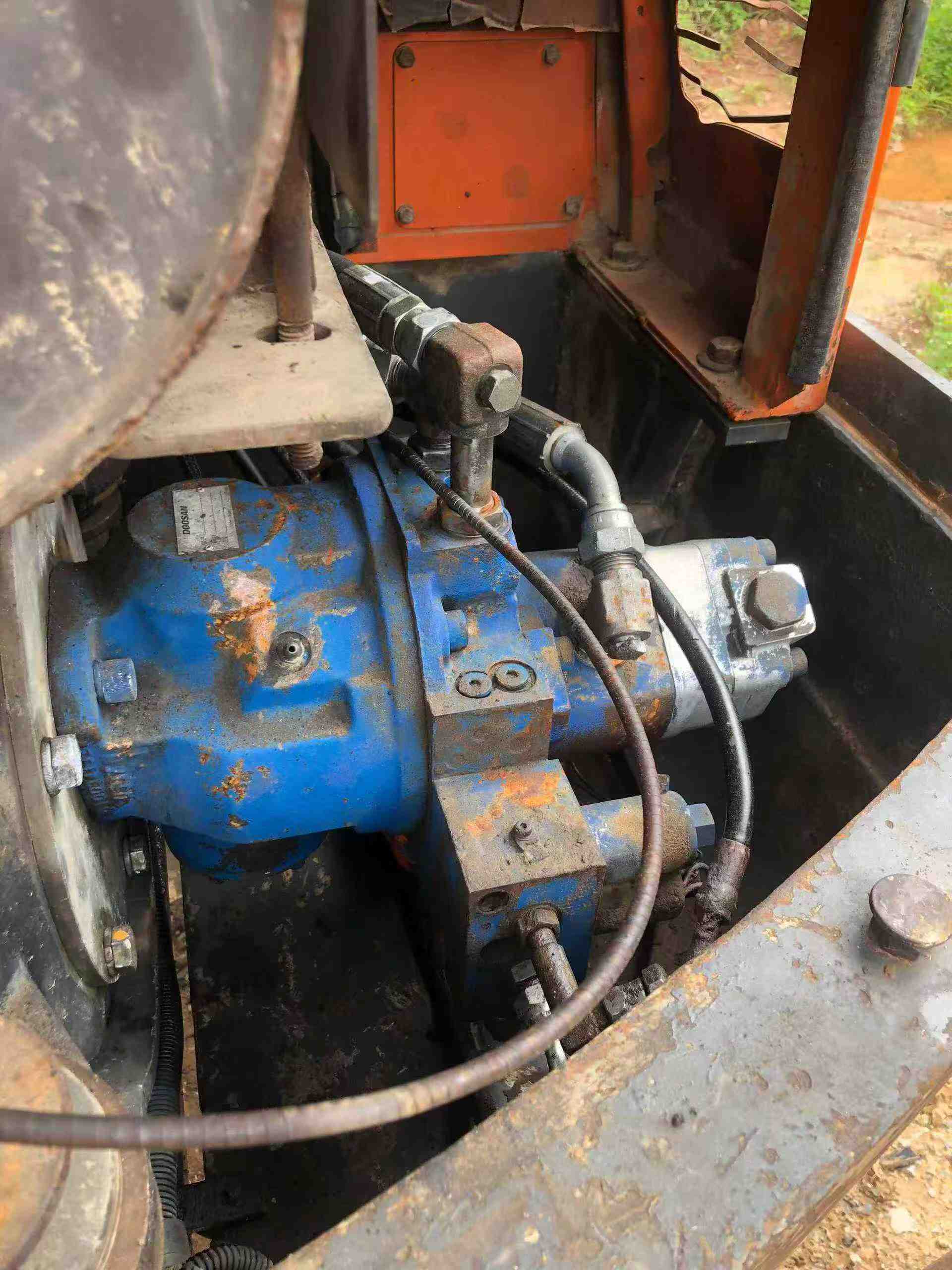 Used Doosan DH55 Excavator 2016 Model / 6