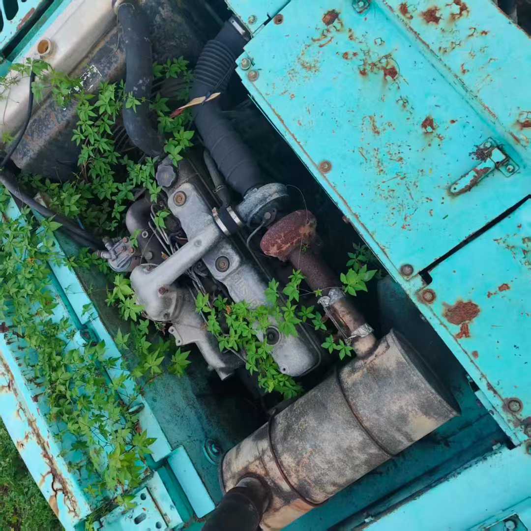 Used Kobelco SK200-5.5 Excavator 2016 Model / 2