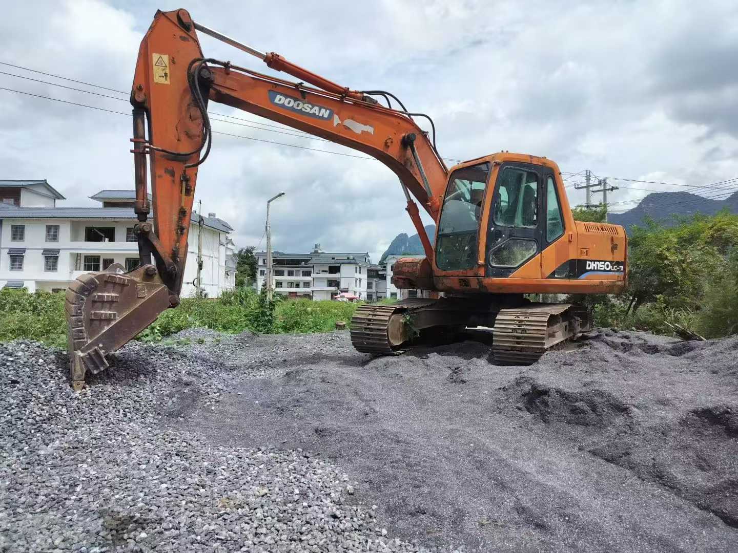 Used Doosan DX15 Excavator 2016 Model