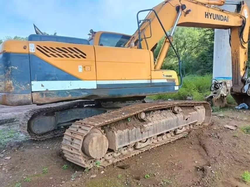 Used Hyundai HX75 Excavator 2014 Model / 3