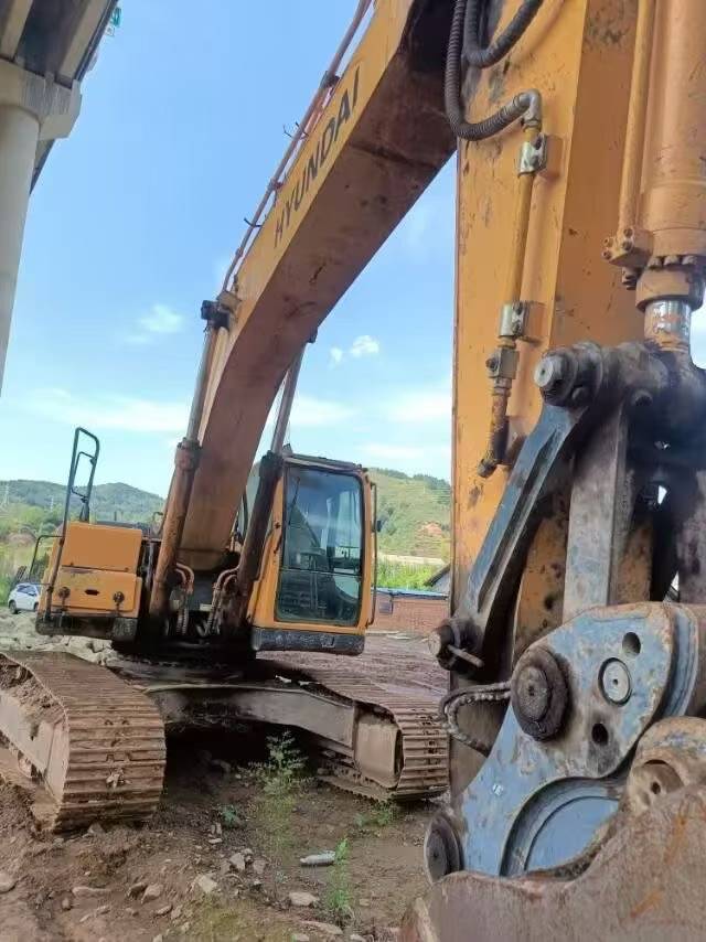 Used Hyundai HX75 Excavator 2014 Model