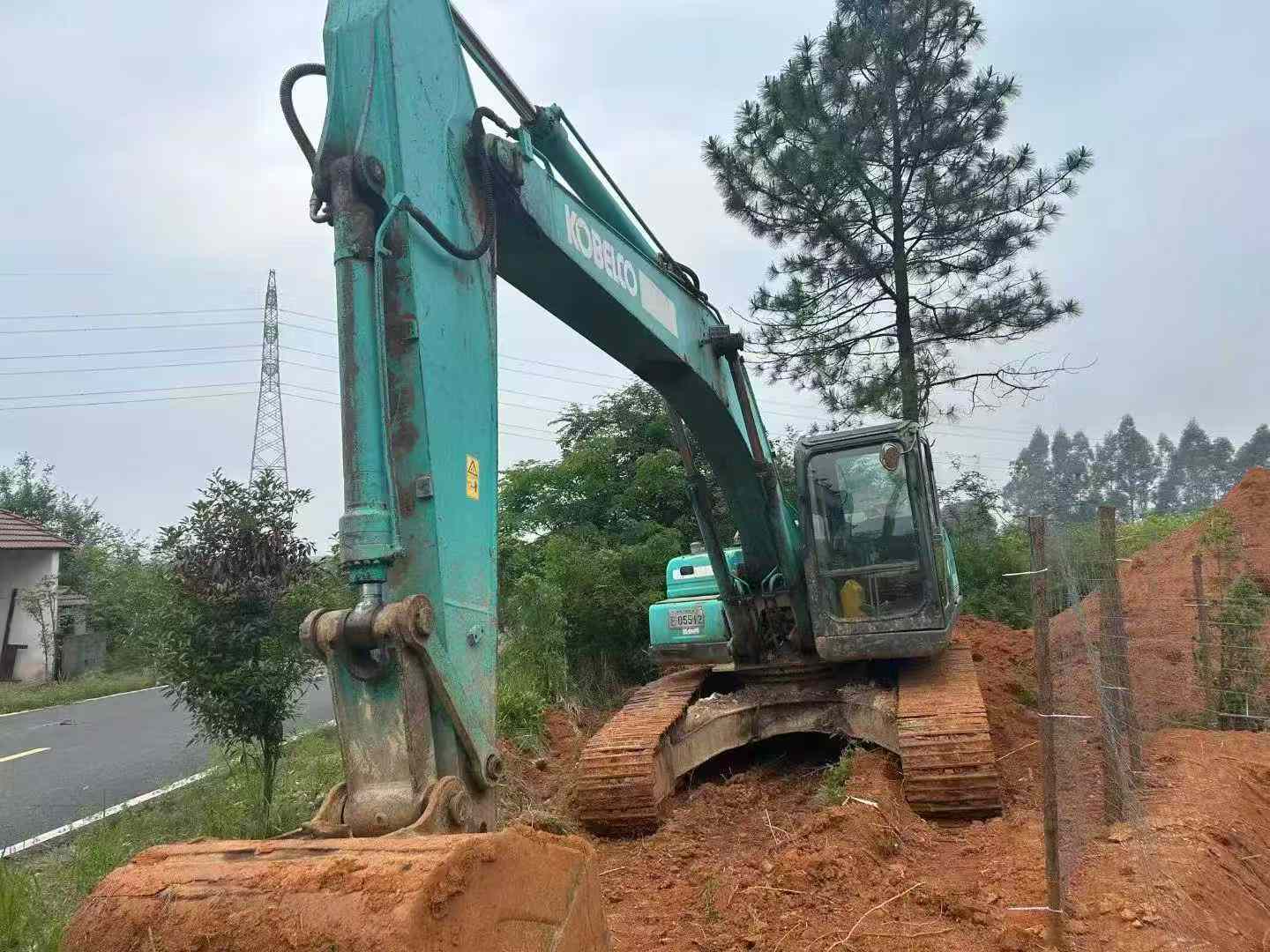 Used Kobelco SK210 Excavator 2016 Model / 2