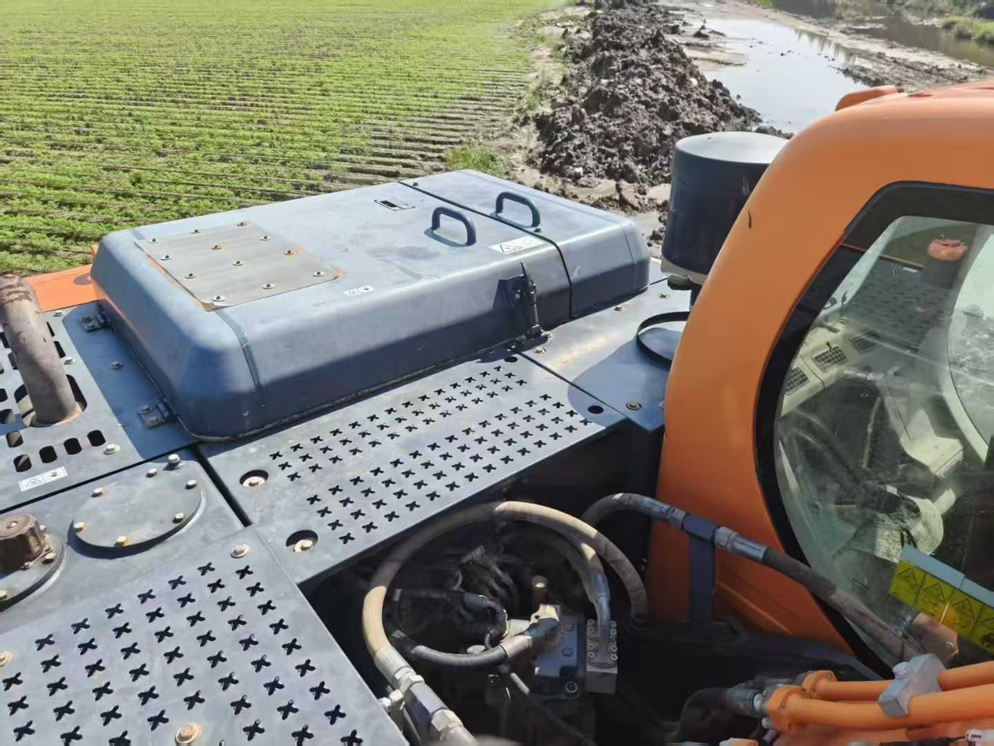 Used Doosan DH220 Excavator 2019 Model / 4