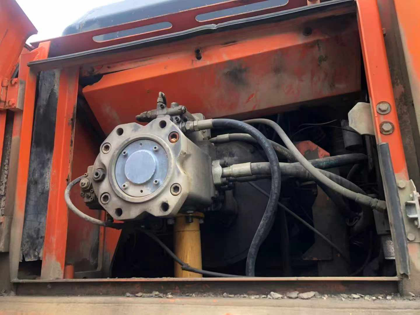 Used Doosan DH70 Excavator 2016 Model / 8