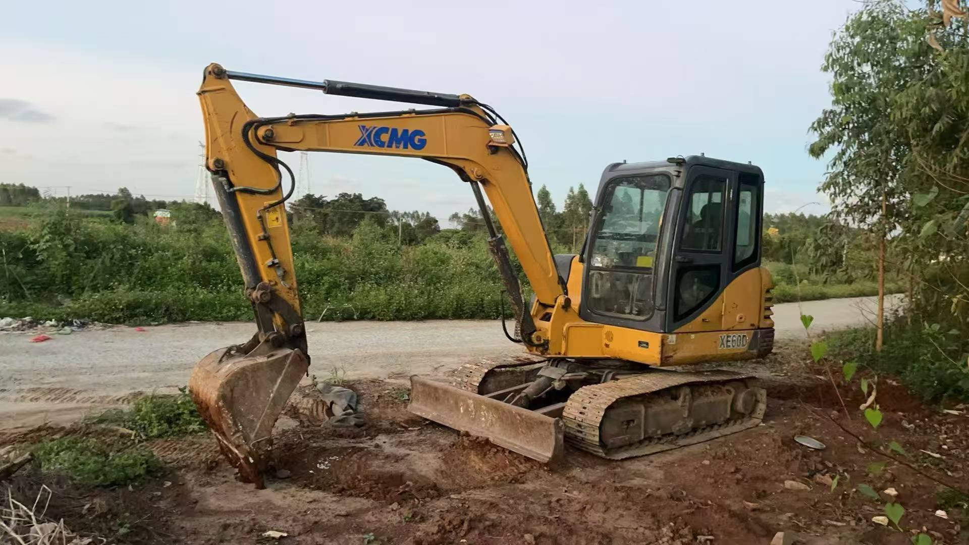 Used XCMG XE60 Excavator 2016 Model