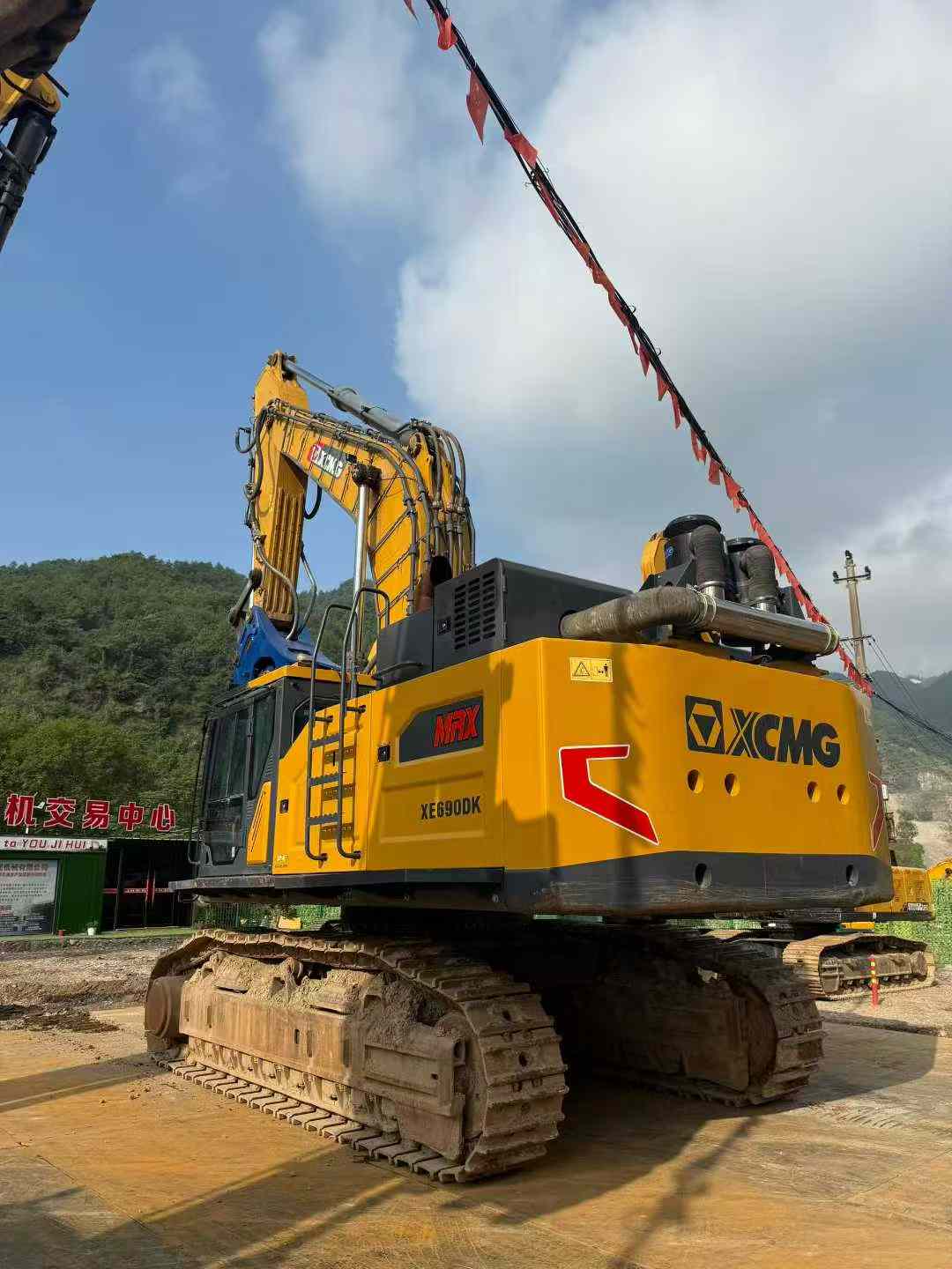 Used XCMG XE215 Excavator 2021 Model