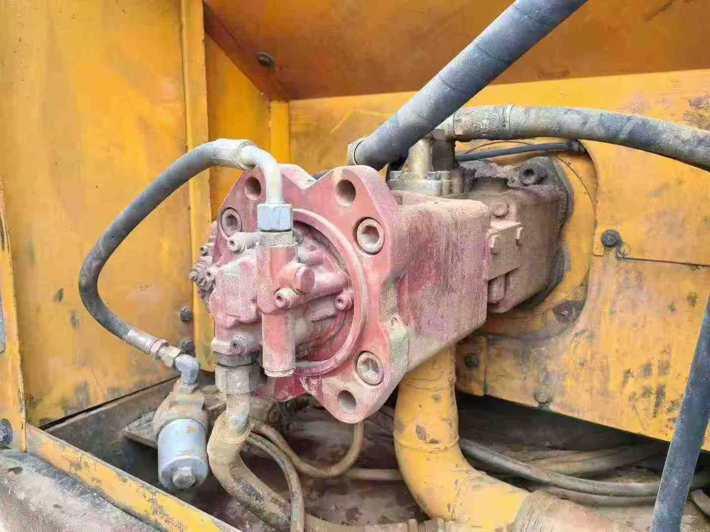 Used Hyundai R215-7 Excavator 2016 Model / 2