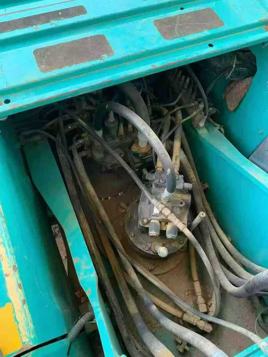 Used Kobelco SK200 Excavator 2012 Model / 5