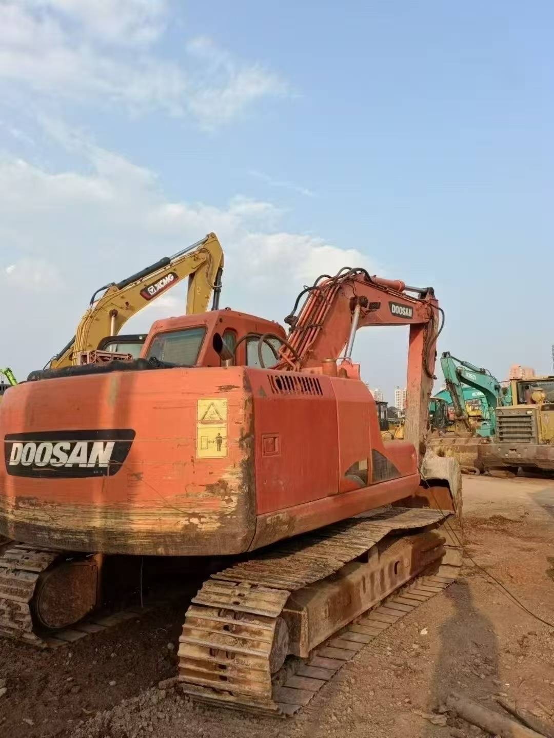 Used Doosan DX15 Excavator 2011 Model / 2